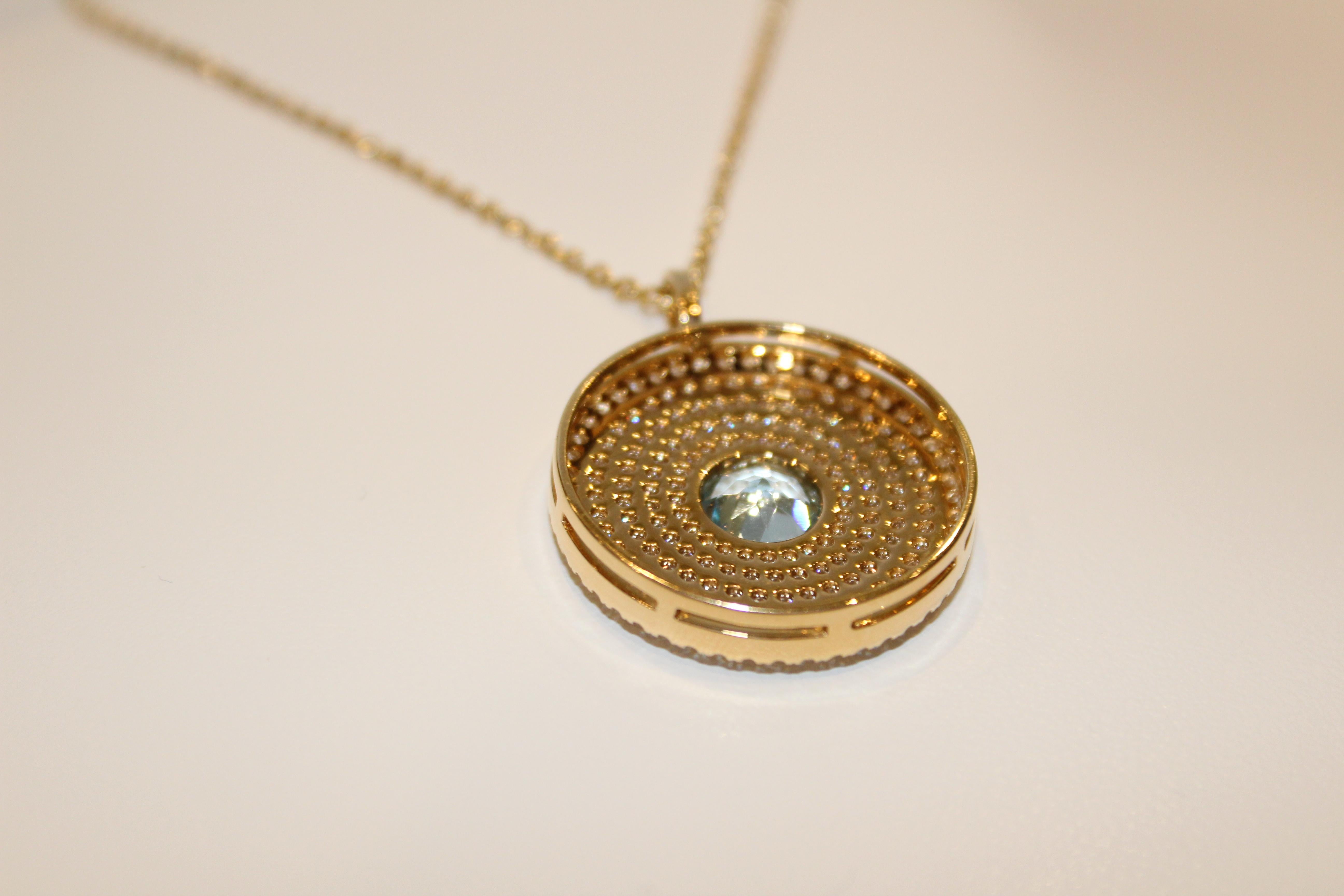 Kiki McDonough 18 Carat Yellow Gold and Diamond Pendant In New Condition For Sale In London, GB