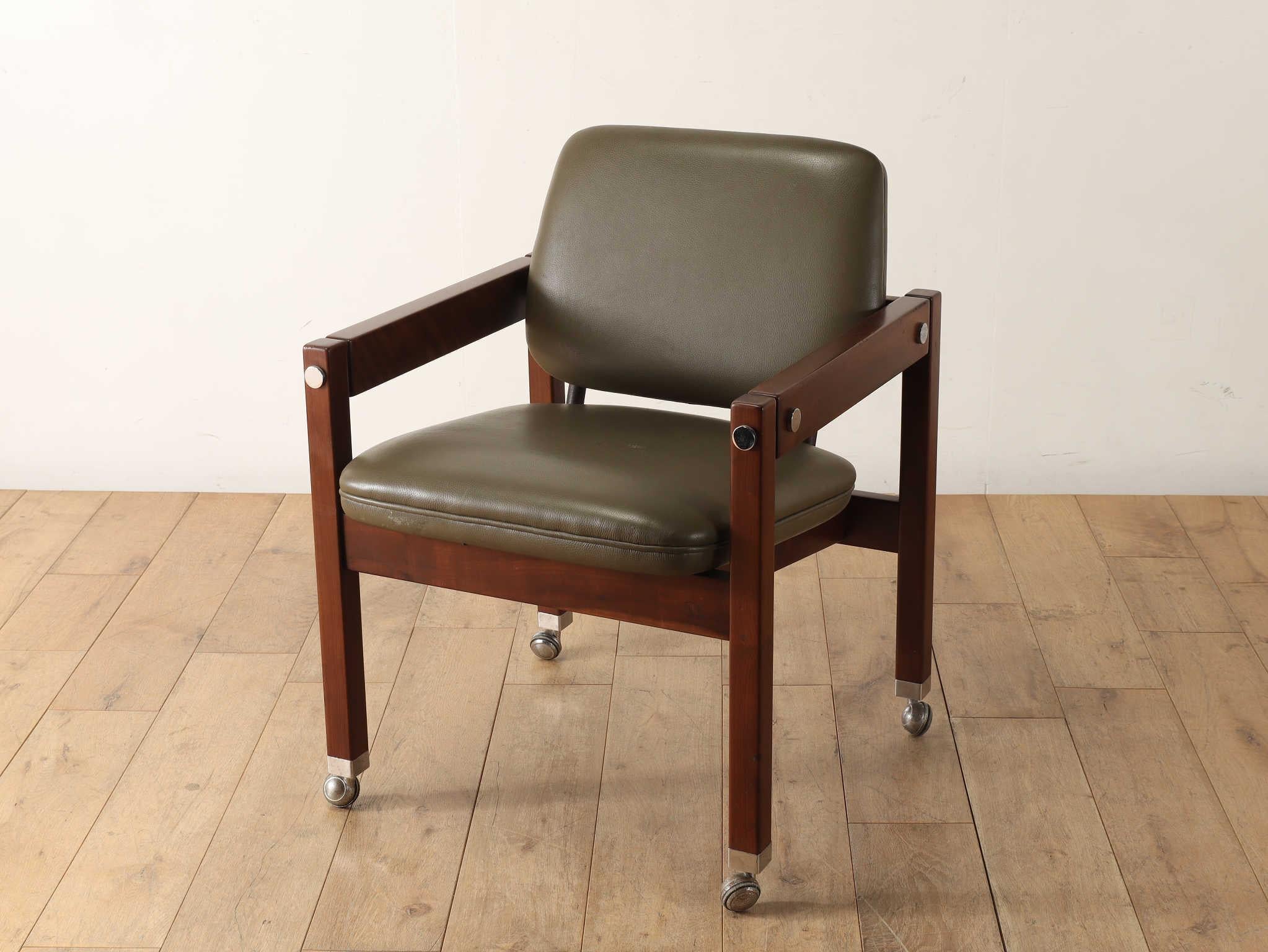 Kiko Chair by Sergio Rodrigues For Sale 5