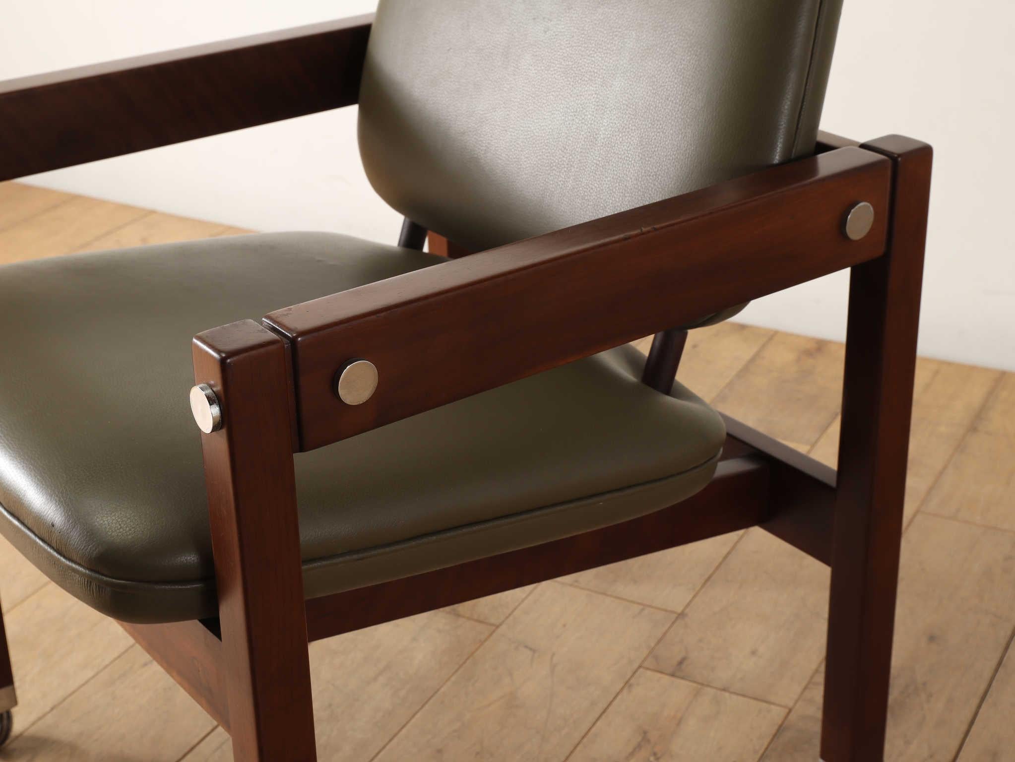 Kiko Chair by Sergio Rodrigues For Sale 8
