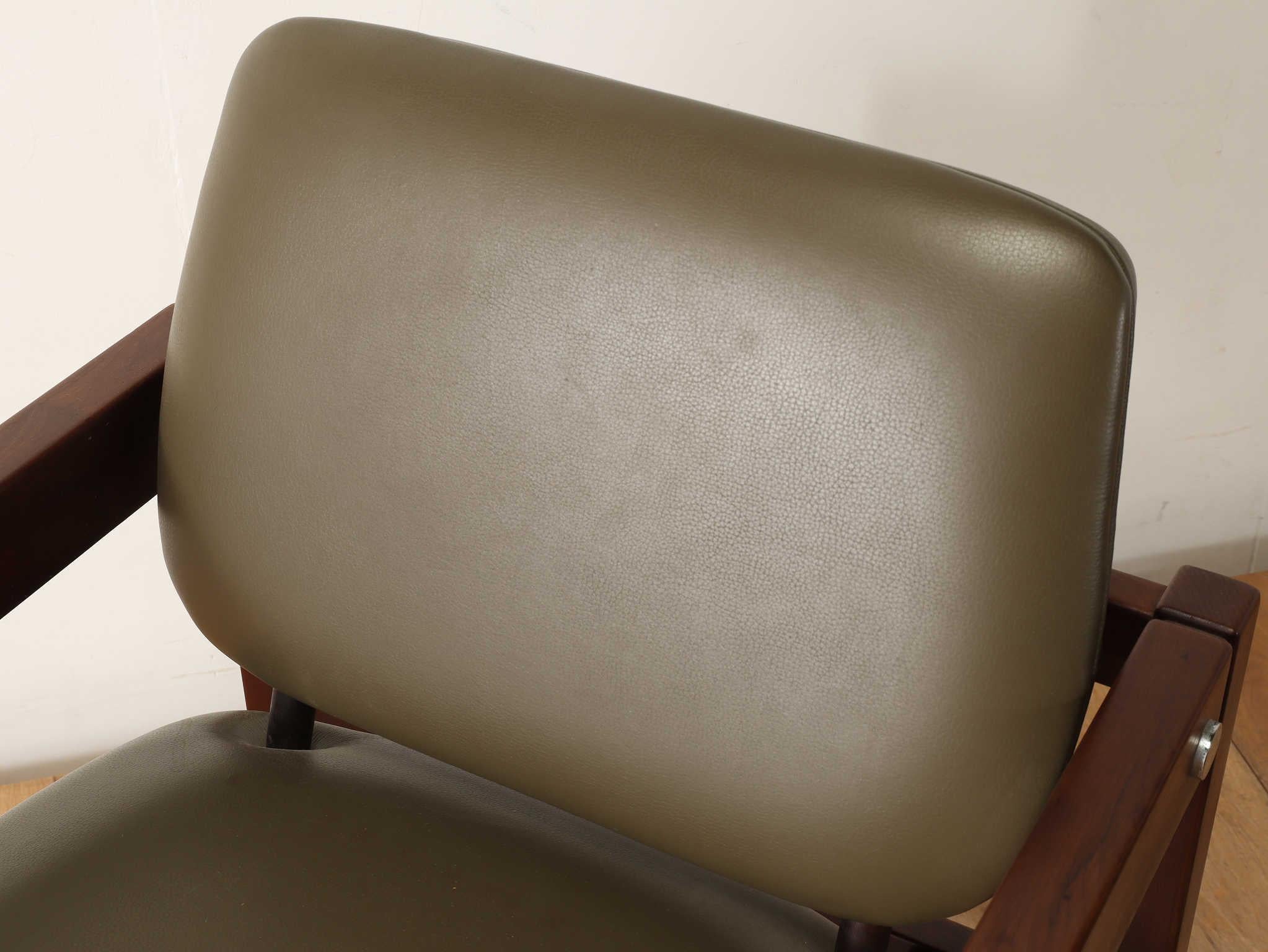 Kiko Chair by Sergio Rodrigues In Good Condition For Sale In Shibuya-ku, 13