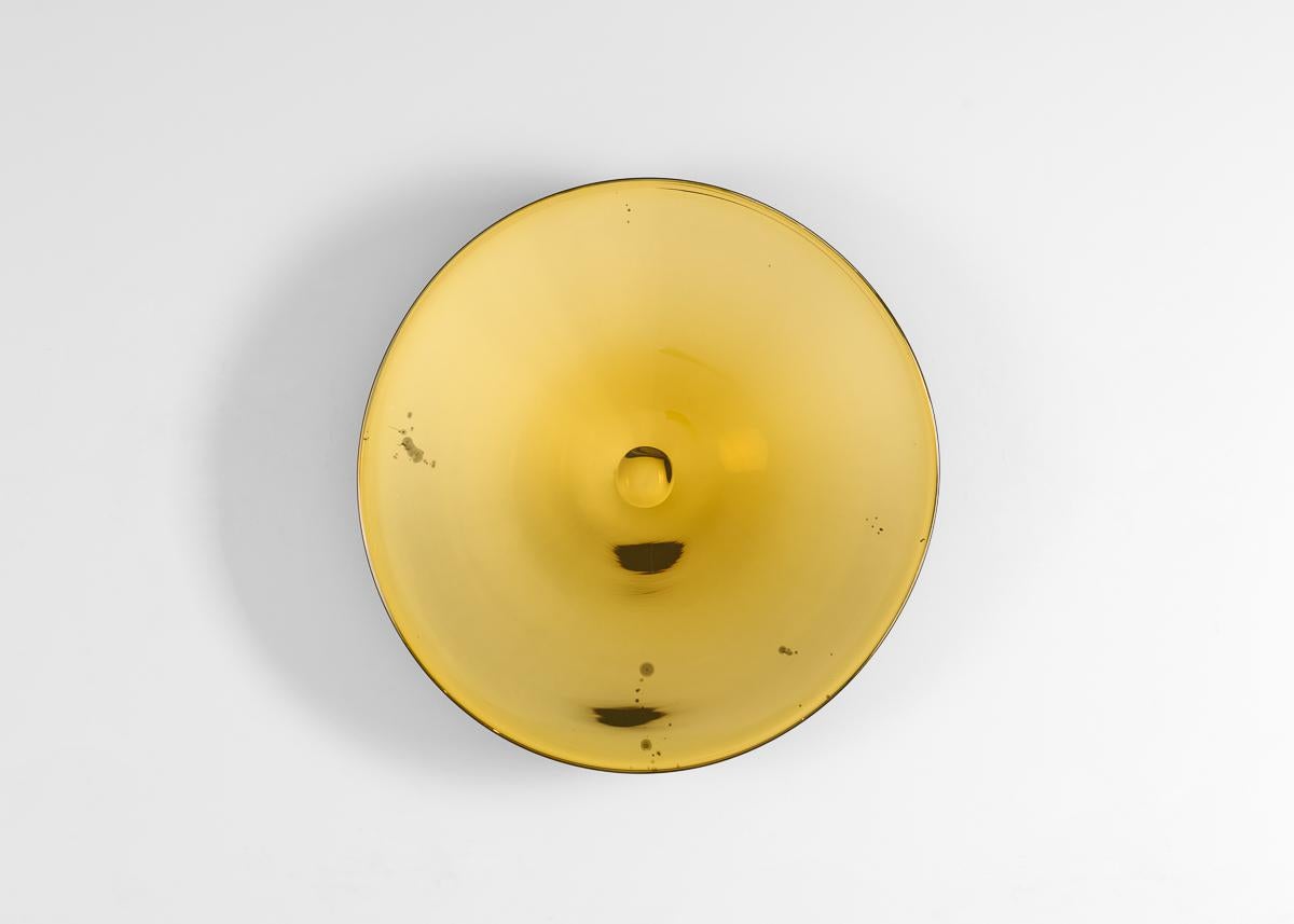 Kiko Lopez, Golden Eye #3, scultura da parete concava contemporanea, Francia, 2024 In condizioni ottime in vendita a New York, NY