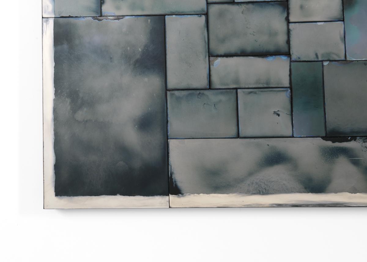 Français Kiko Lopez, Les 100, miroir mural argenté à la main, France, 2019 en vente