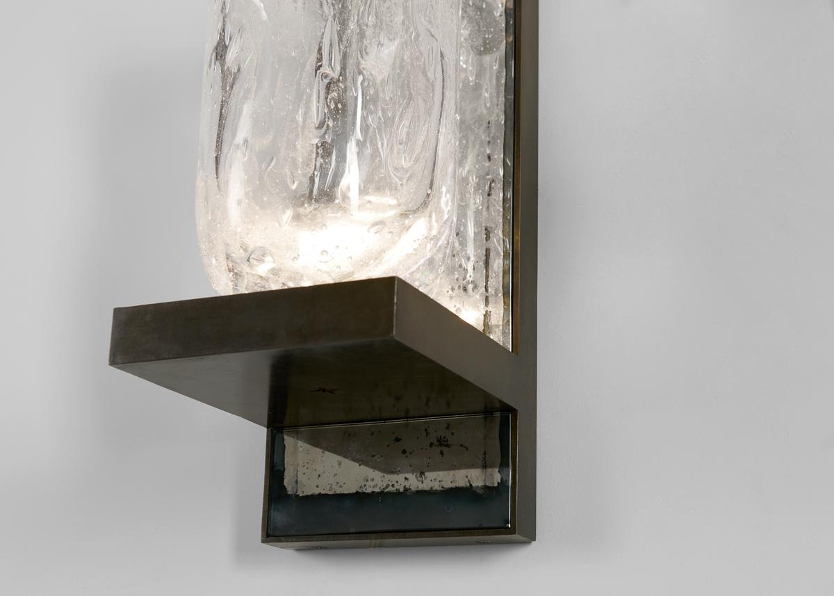 Kiko Lopez, Vesuve, lampada da parete contemporanea in cristallo, Francia, 2024 In condizioni ottime in vendita a New York, NY