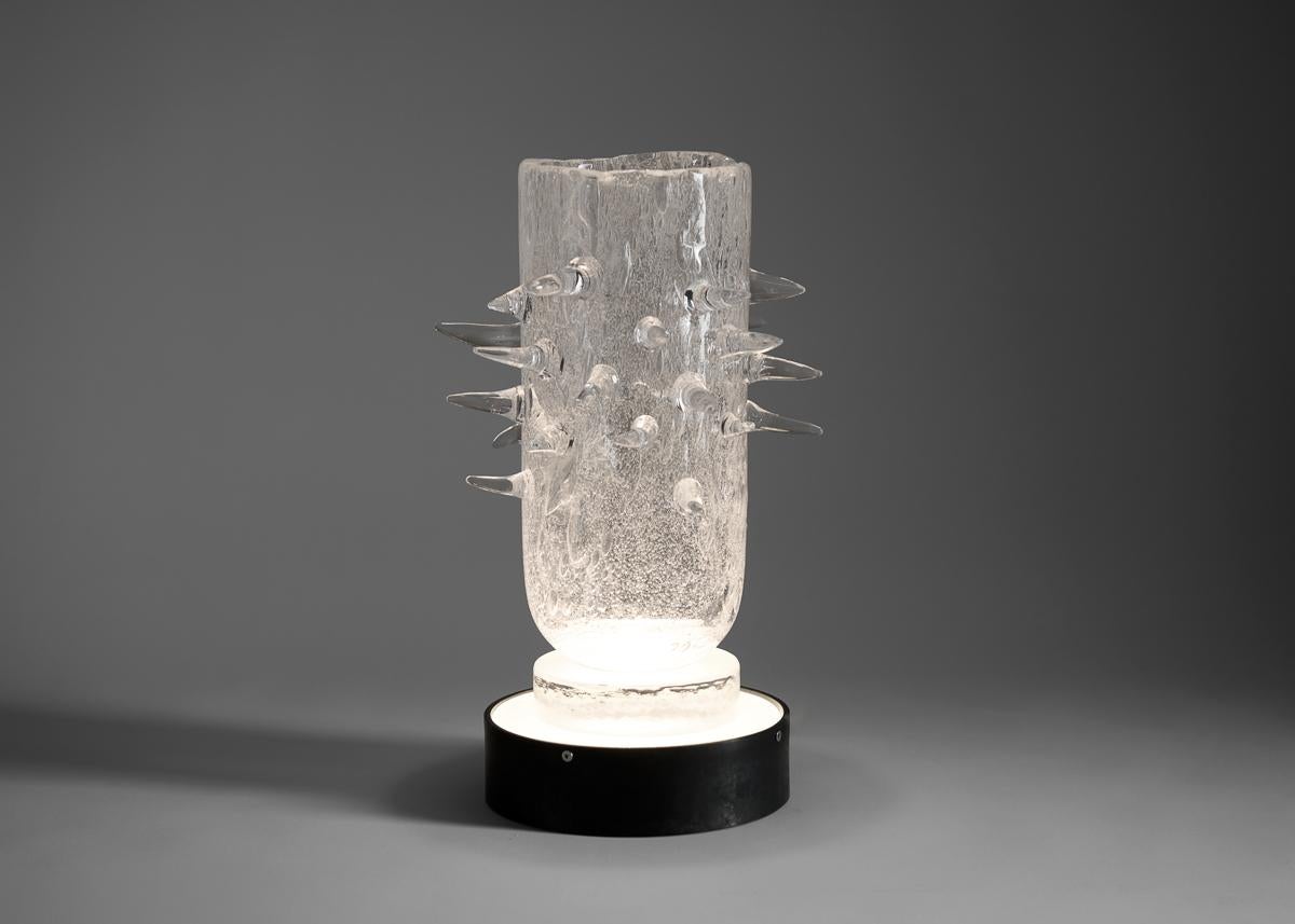 Kiko Lopez, Wild II, vase en cristal de Bohème éclairé, France, 2023 en vente 3
