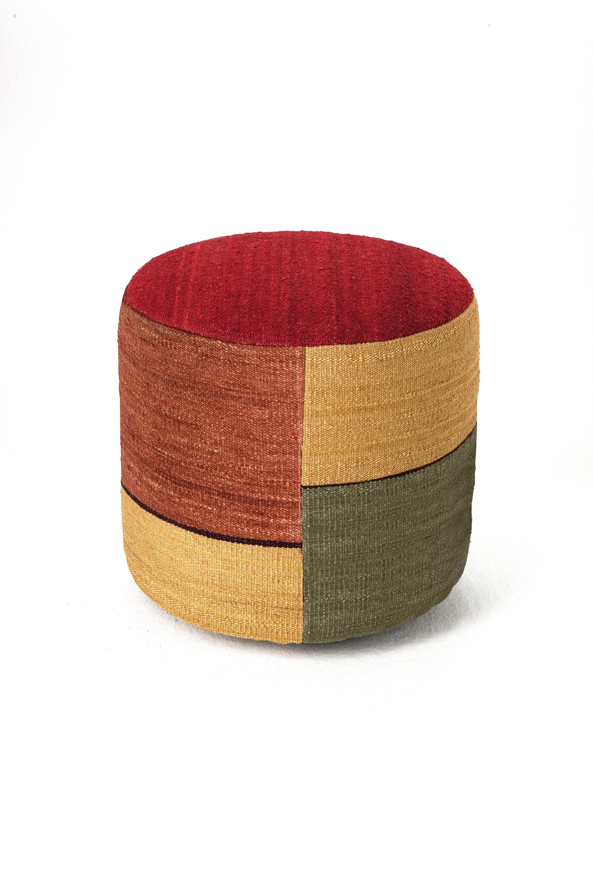 Pouf 'Kilim 3' di Nani Marquina e Marcos Catalán per Nanimarquina in vendita 9