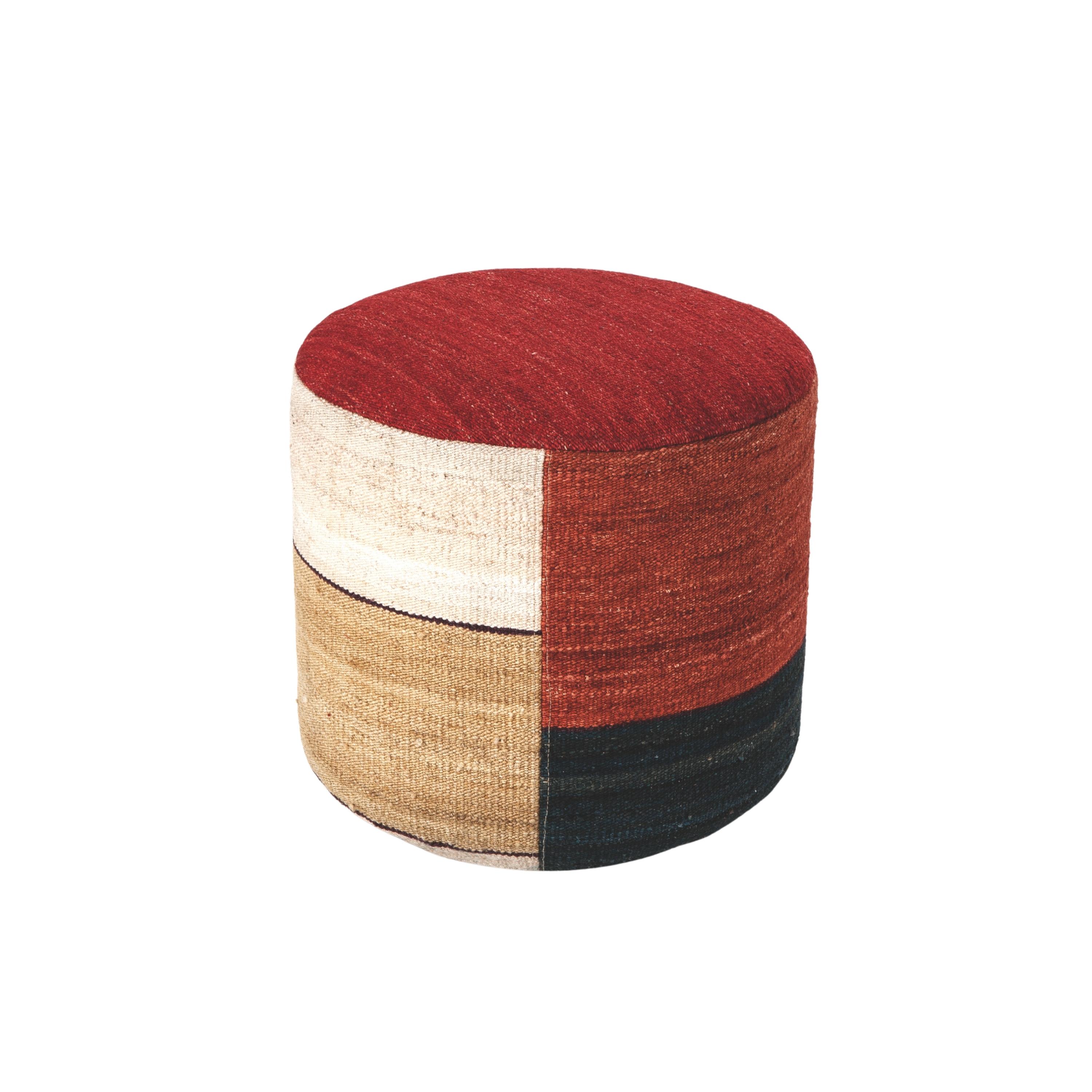 'Kilim 3' Pouf by Nani Marquina and Marcos Catalán for Nanimarquina en venta 8