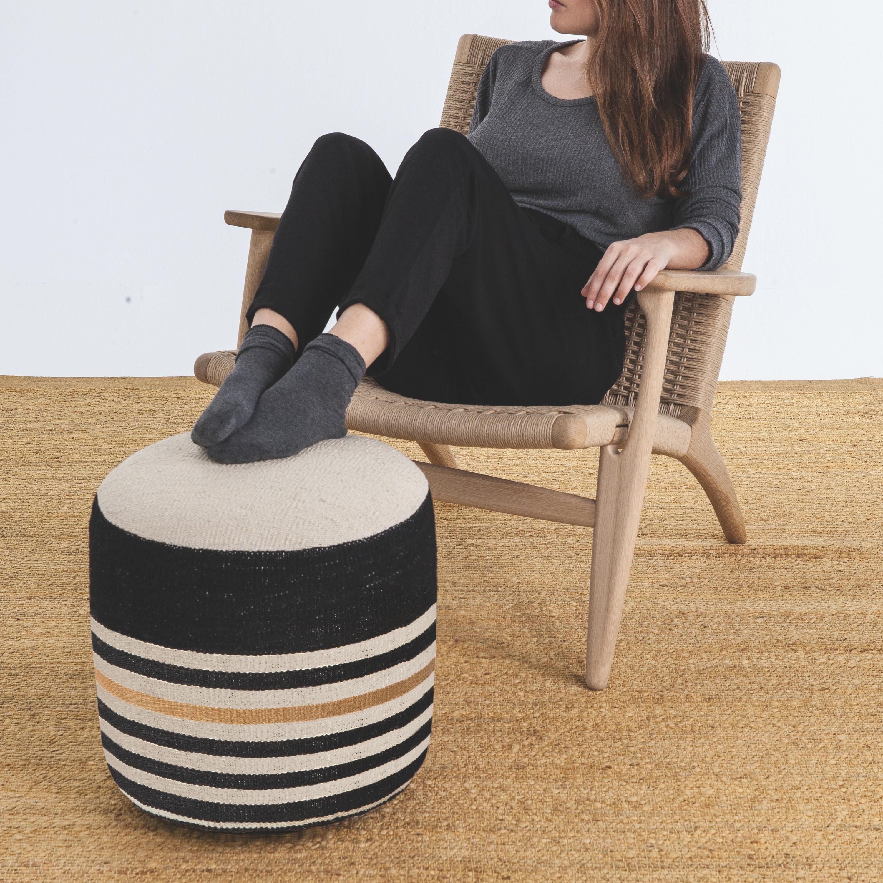 'Kilim 3' Pouf by Nani Marquina and Marcos Catalán for Nanimarquina en venta 10