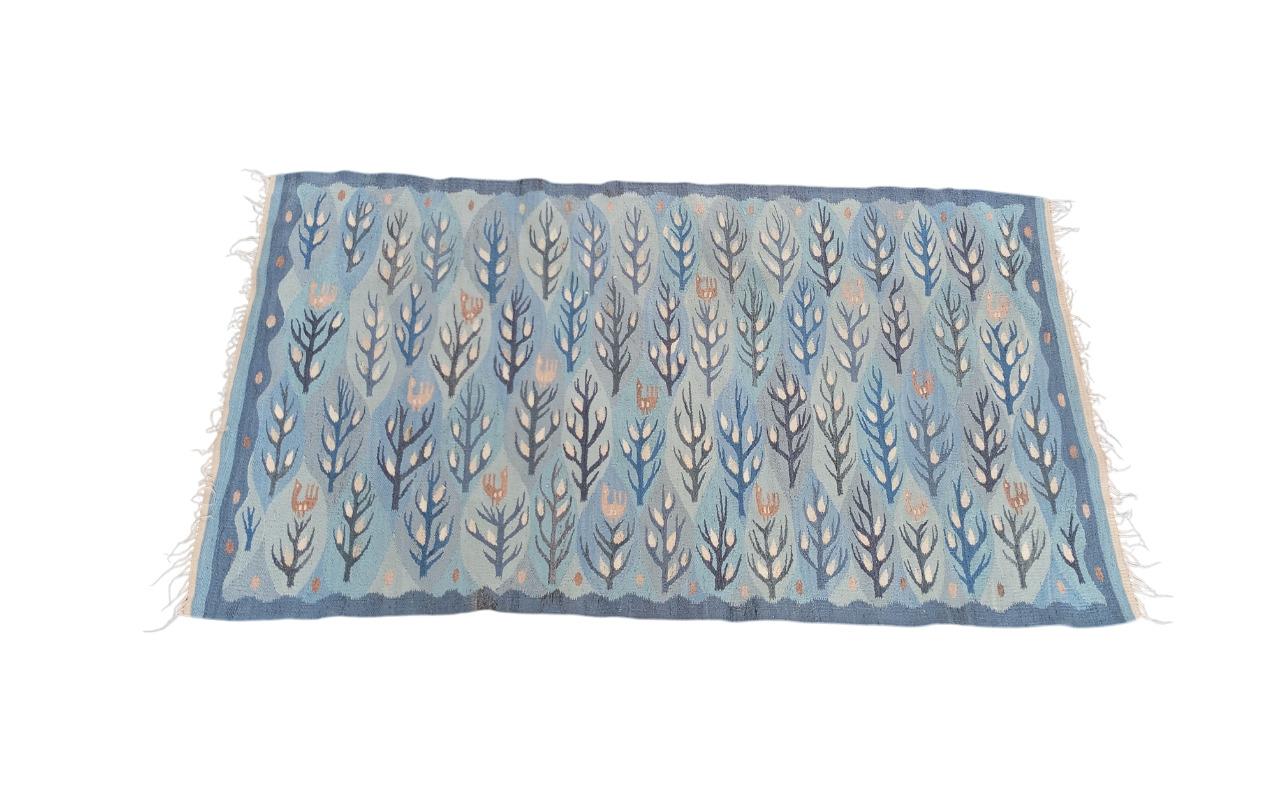Kilim/arazzo tessuto a mano in lana vintage anni ‘70 azzurro in vendita 3
