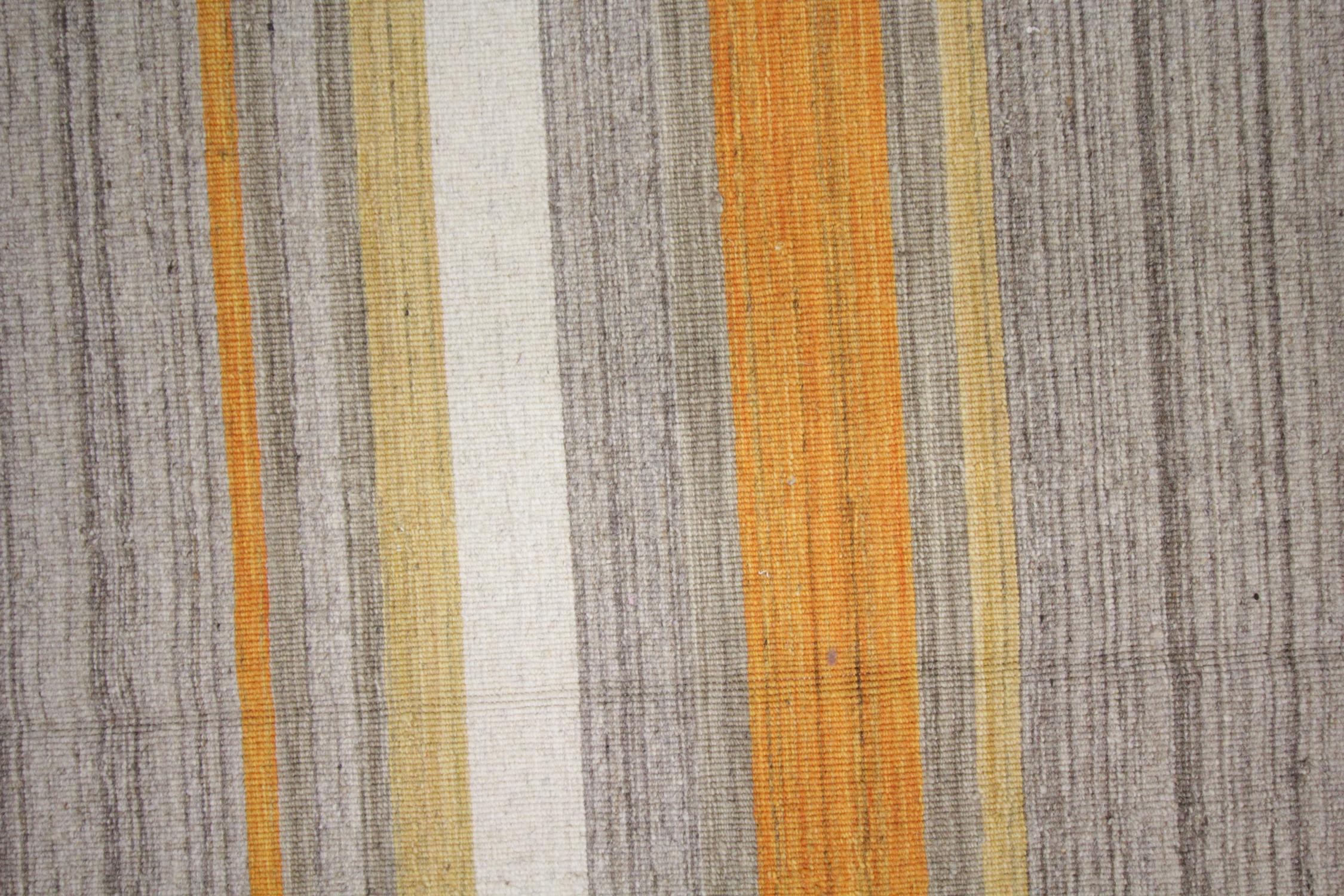 Chinese Kilim Area Rug Modern Striped Kilim Rug, Yellow Grey Carpet Rug- 123x177cm For Sale