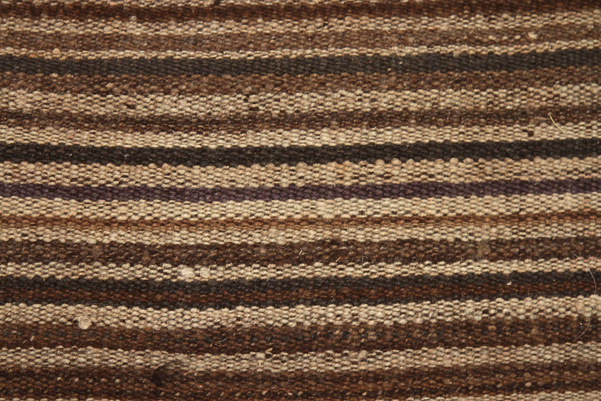 20th Century Kilim - 69250 For Sale