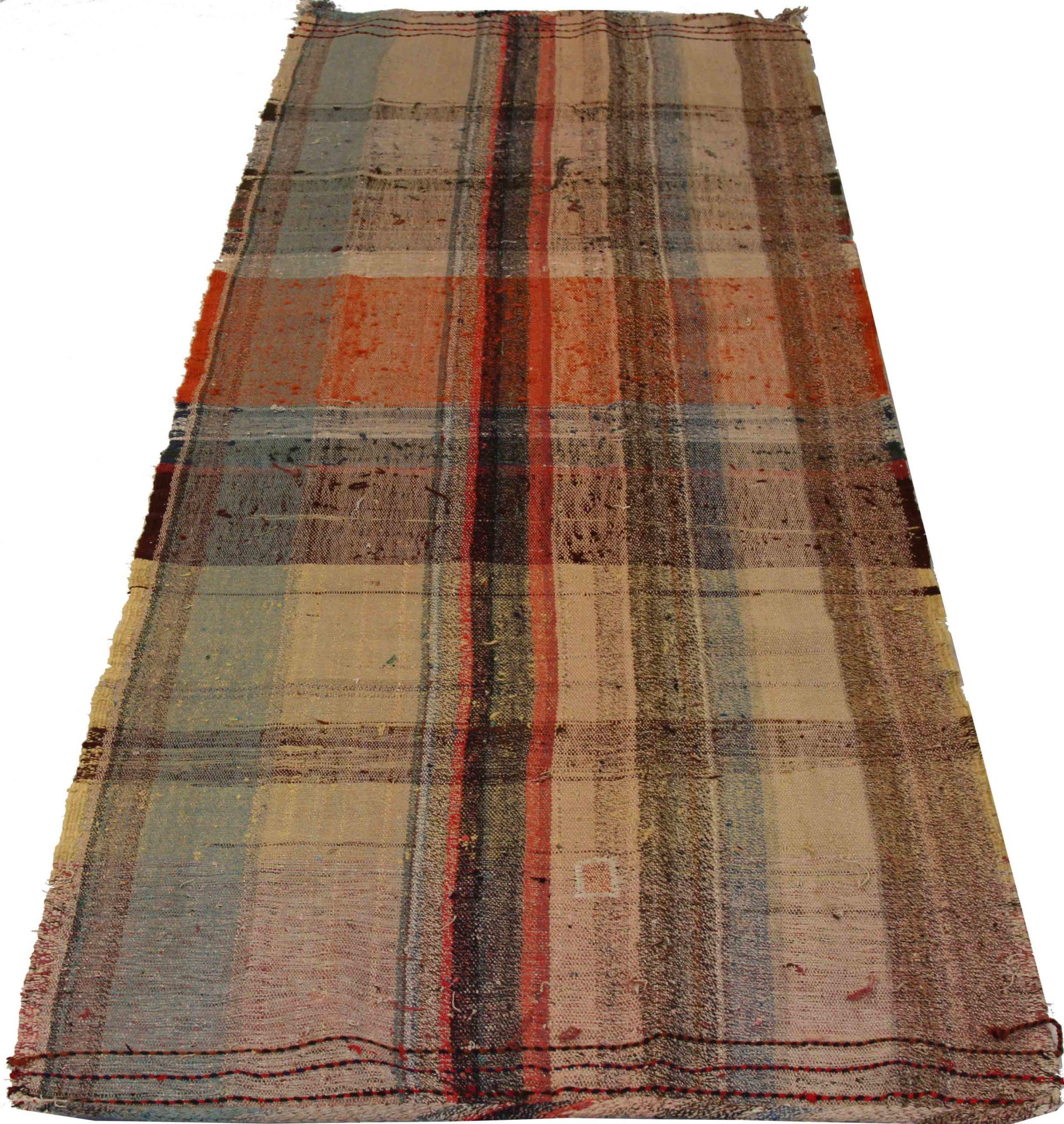 Discover the elegance of this unique Kilim featuring beautiful craftsmanship in Circa 1880. Designed with meticulous attention to detail, this exclusive design is perfect for enhancing your space.