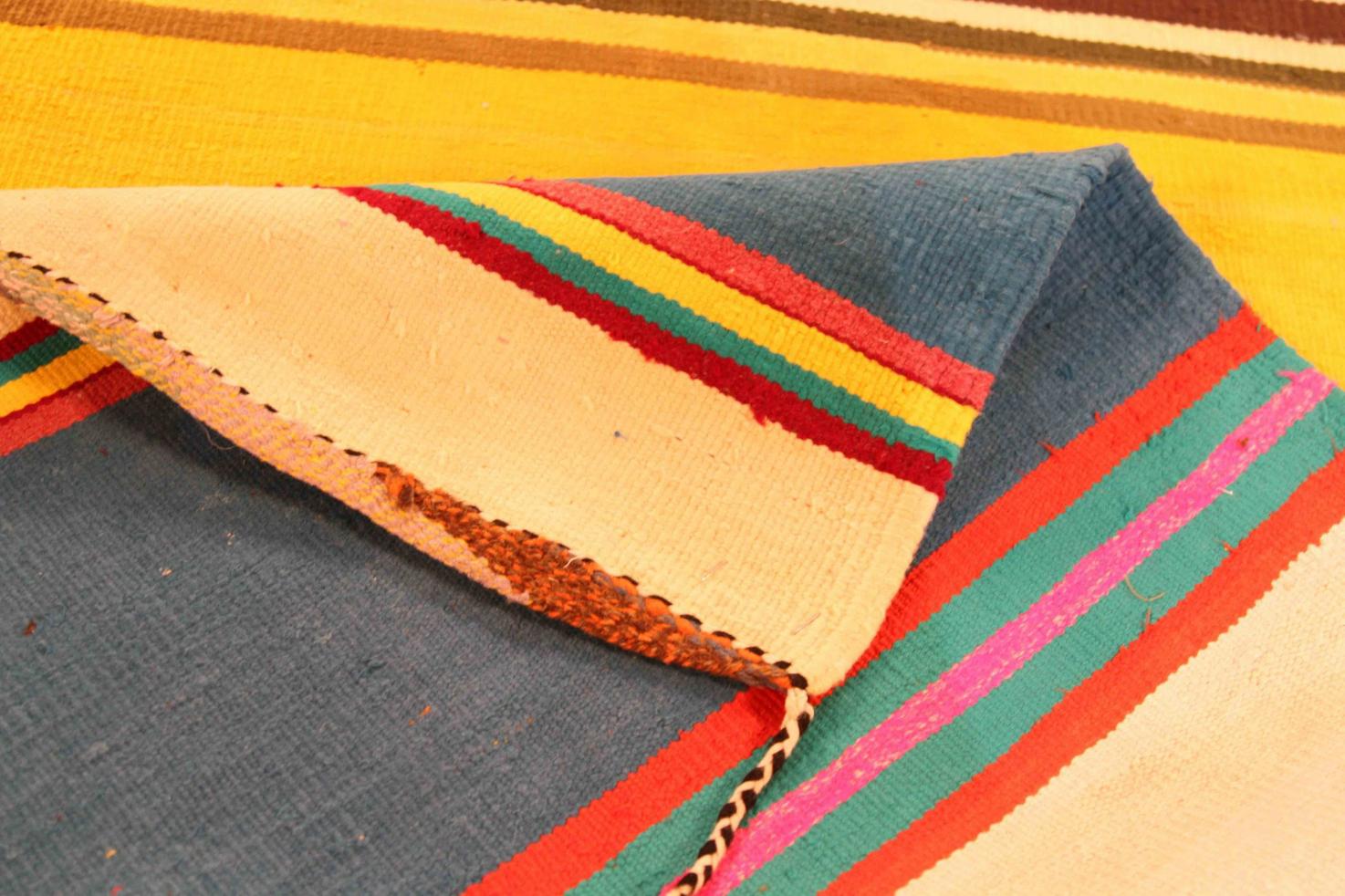 Kilim - 69663 siglo XX en venta