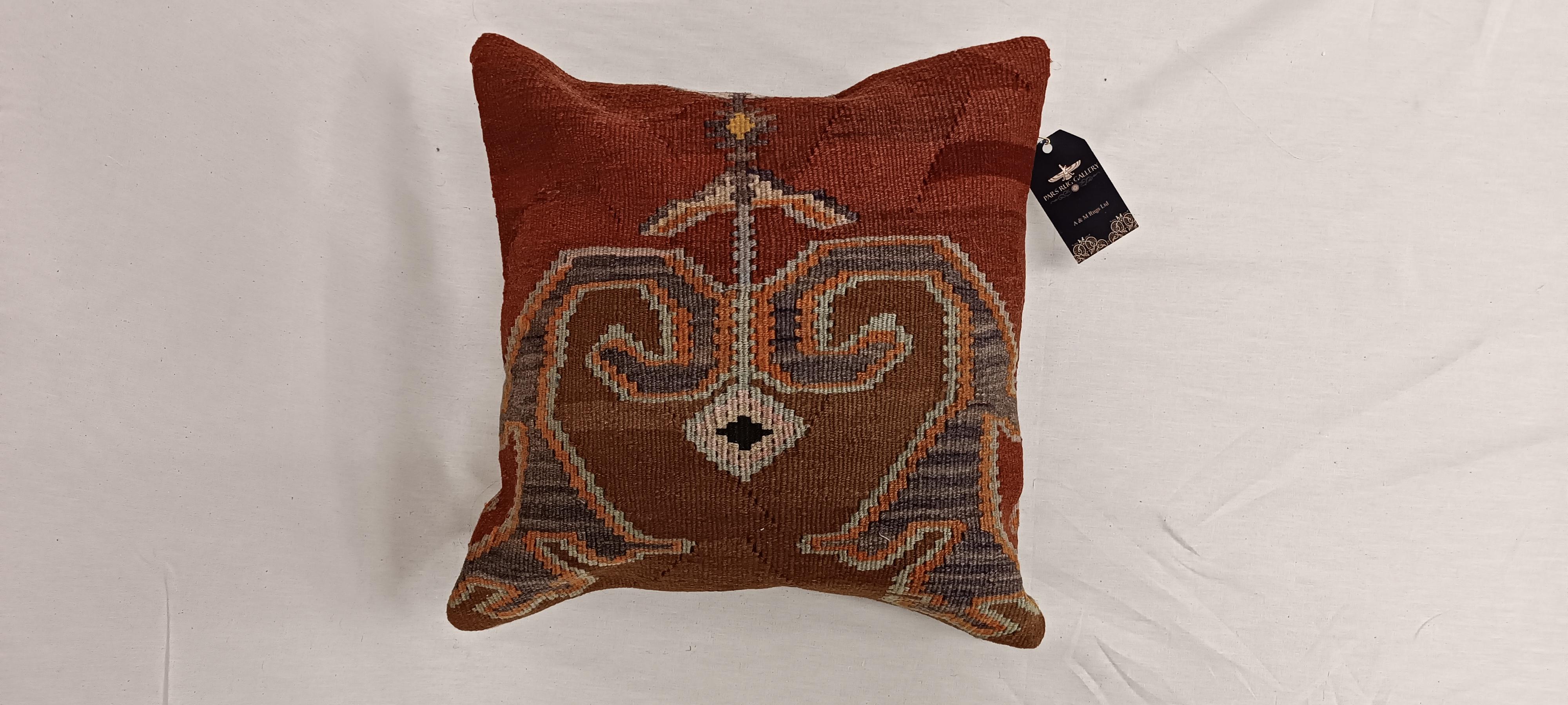 Kilim Kissenbezug, Multicolor Tribal Zigzag Wolle Kissen Zeitgenössisch Geometrisch (Handgewebt) im Angebot