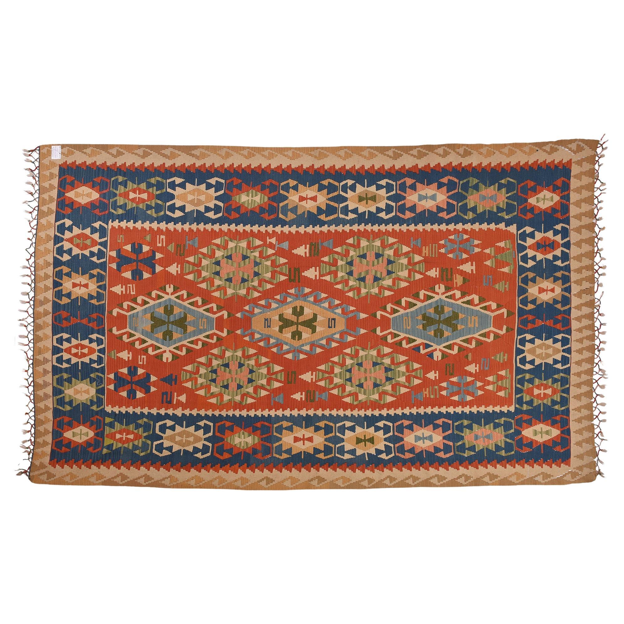 nr. 442 -  Classic turkish kilim, wooven in the famous rown Keissary, the antique Roman Cesarea.
Pleasant western style pastel colors, good feminine workmanship.
That's a good price for closing activities.