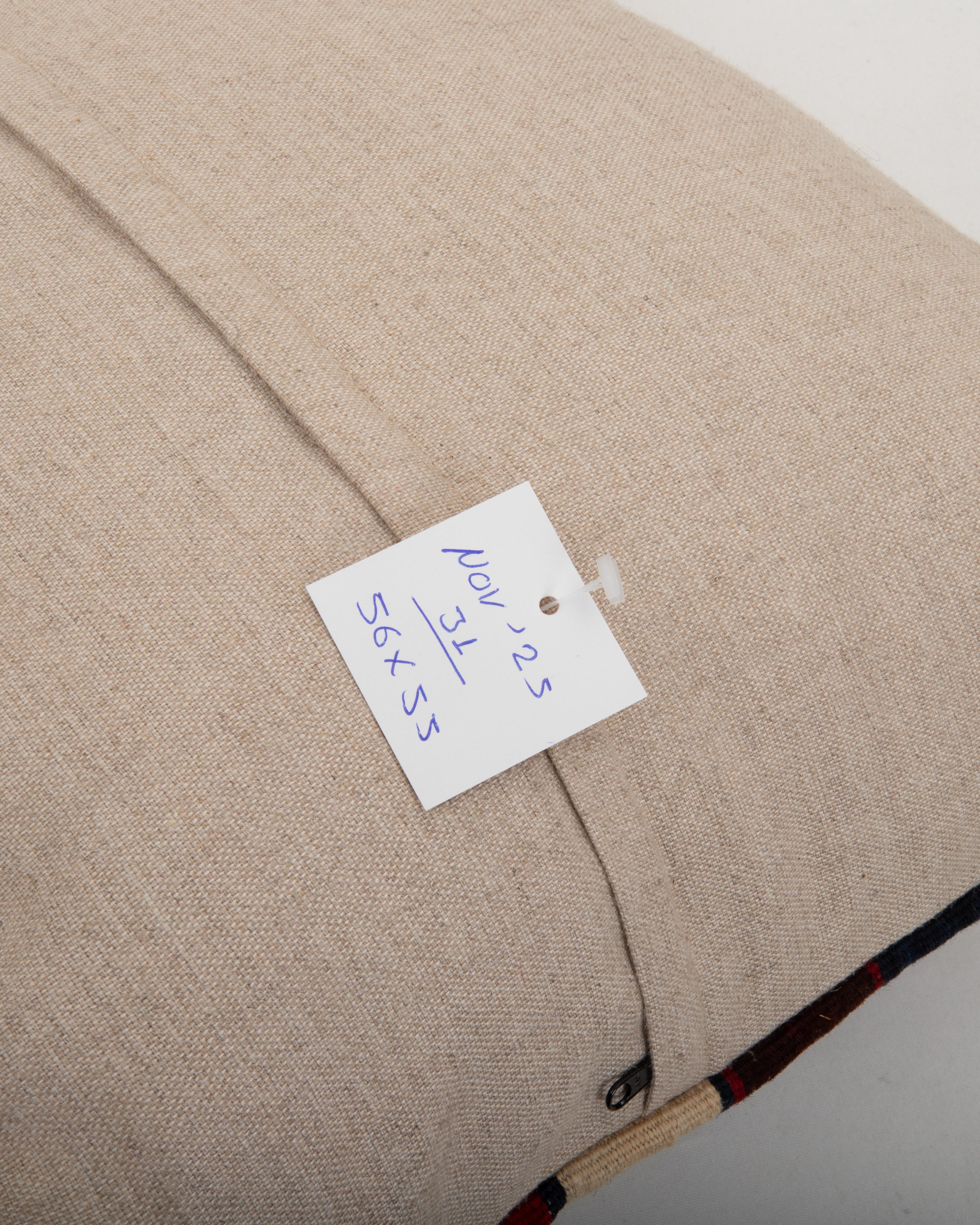 Kilim Pillowcase made from a 19th C. Eastern Anatolian kilim Fragment (19. Jahrhundert) im Angebot