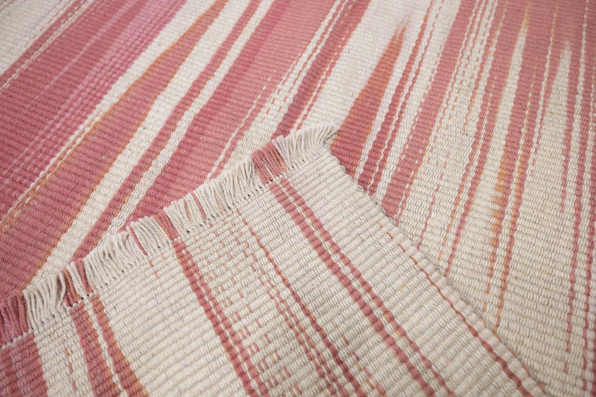 Kilim-Teppich 6'5'' x 9'6'' im Angebot 1