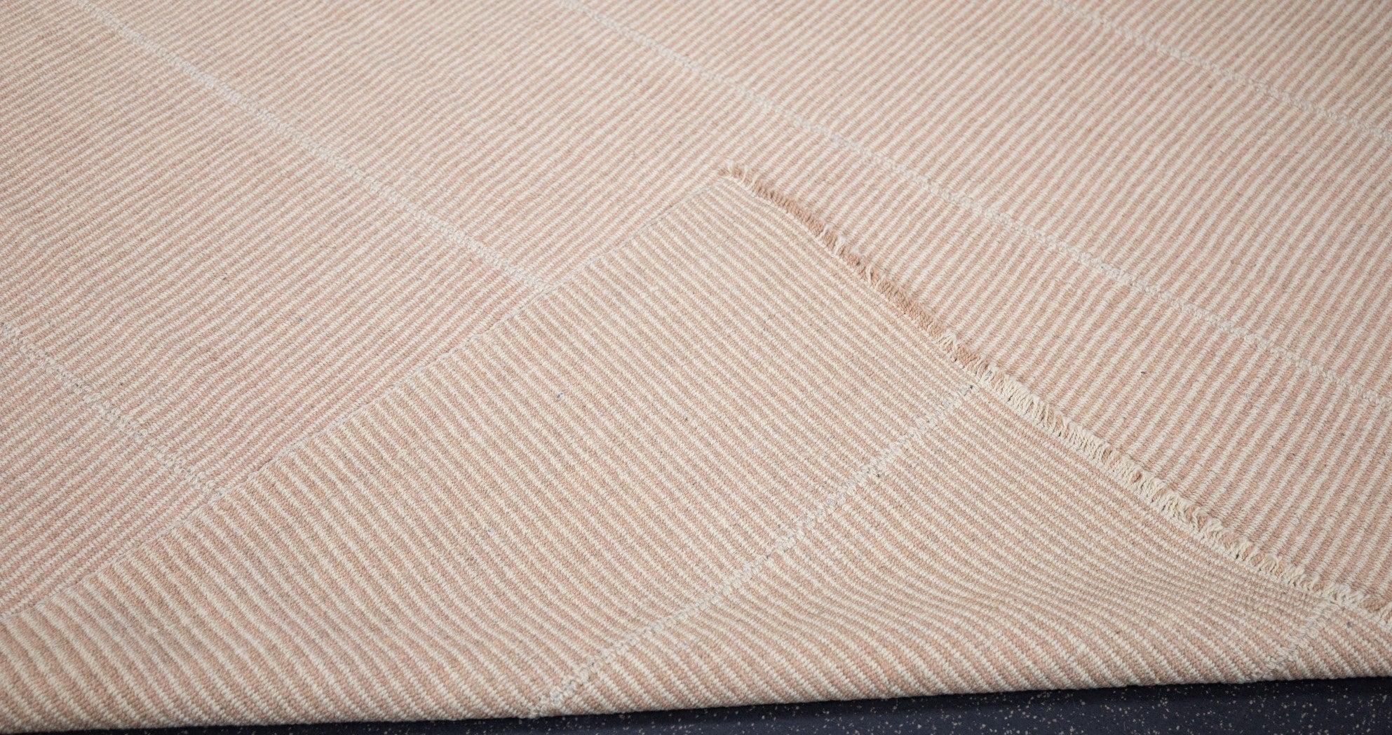 Kilim-Teppich 7'2'' x 9'10'' im Angebot 2