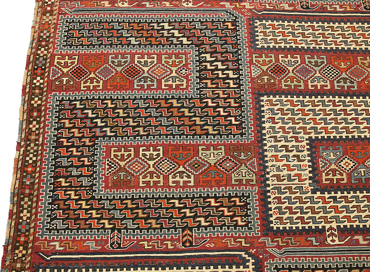 Kilim-Teppich Kaukasischer Sileh-Drache-Design im Zustand „Gut“ im Angebot in Ferrara, IT