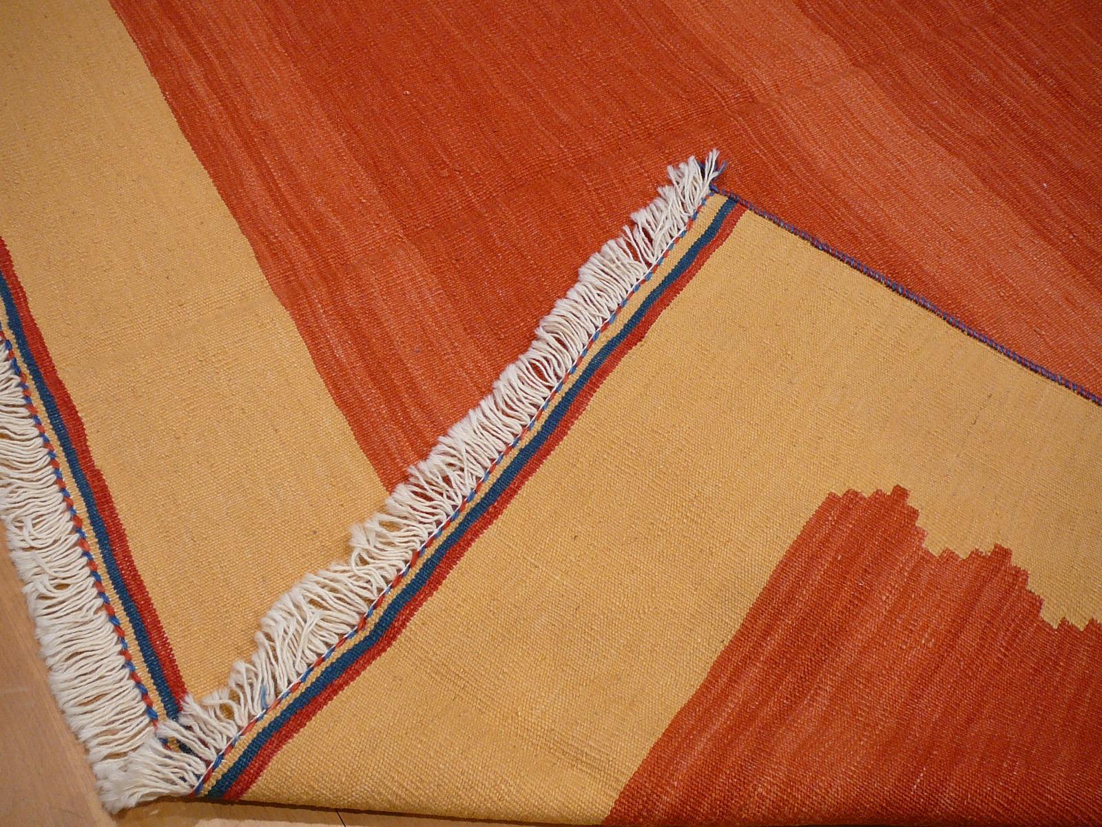 Handgewebter Kelim-Teppich aus Flachgewebe im schwedischen skandinavischen Stil (Afghanisch)