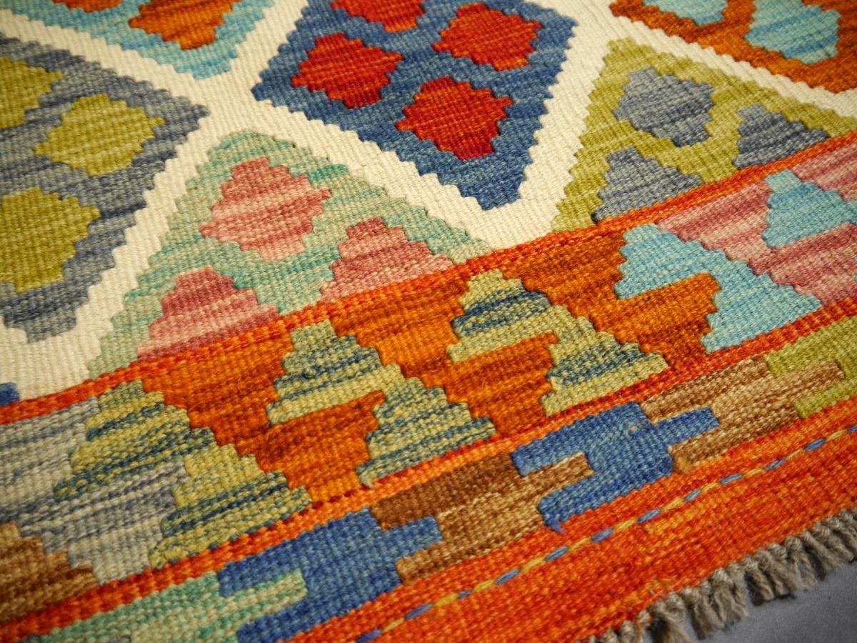 Kilim Rug Flat-Weave Tribal Nomad Kelim Natural Dyes Hand-Woven Diamond Design In New Condition For Sale In Lohr, Bavaria, DE