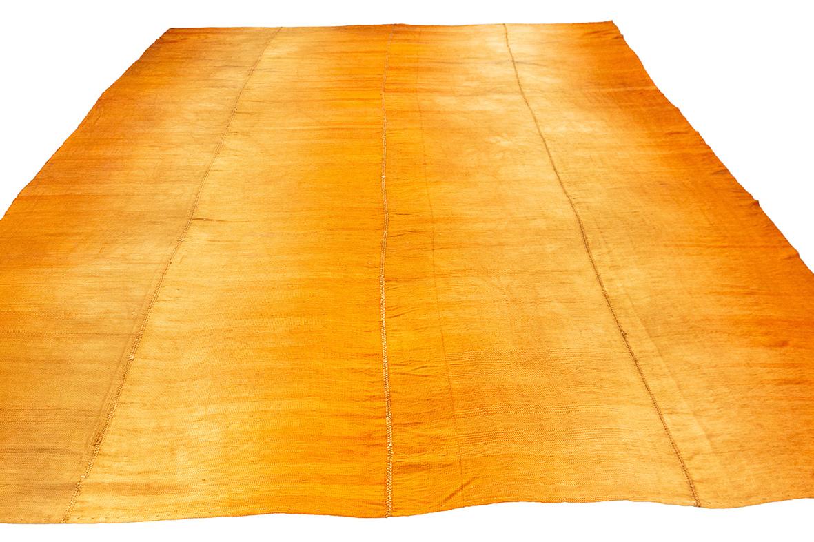 Kilim Rug in Soft Golden Hue
Introducing this elegant Kilim rug in a soft golden hue, measuring an impressive 370 × 270 cm. Crafted with precision and care, this large handmade rug brings a touch of sophistication and warmth to any interior. The