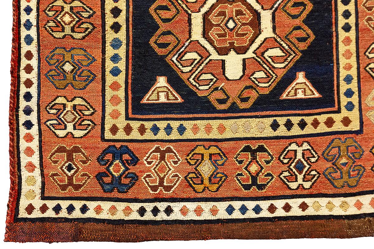 Kilim-Teppich Satteltasche Kaukasisch im Zustand „Gut“ im Angebot in Ferrara, IT
