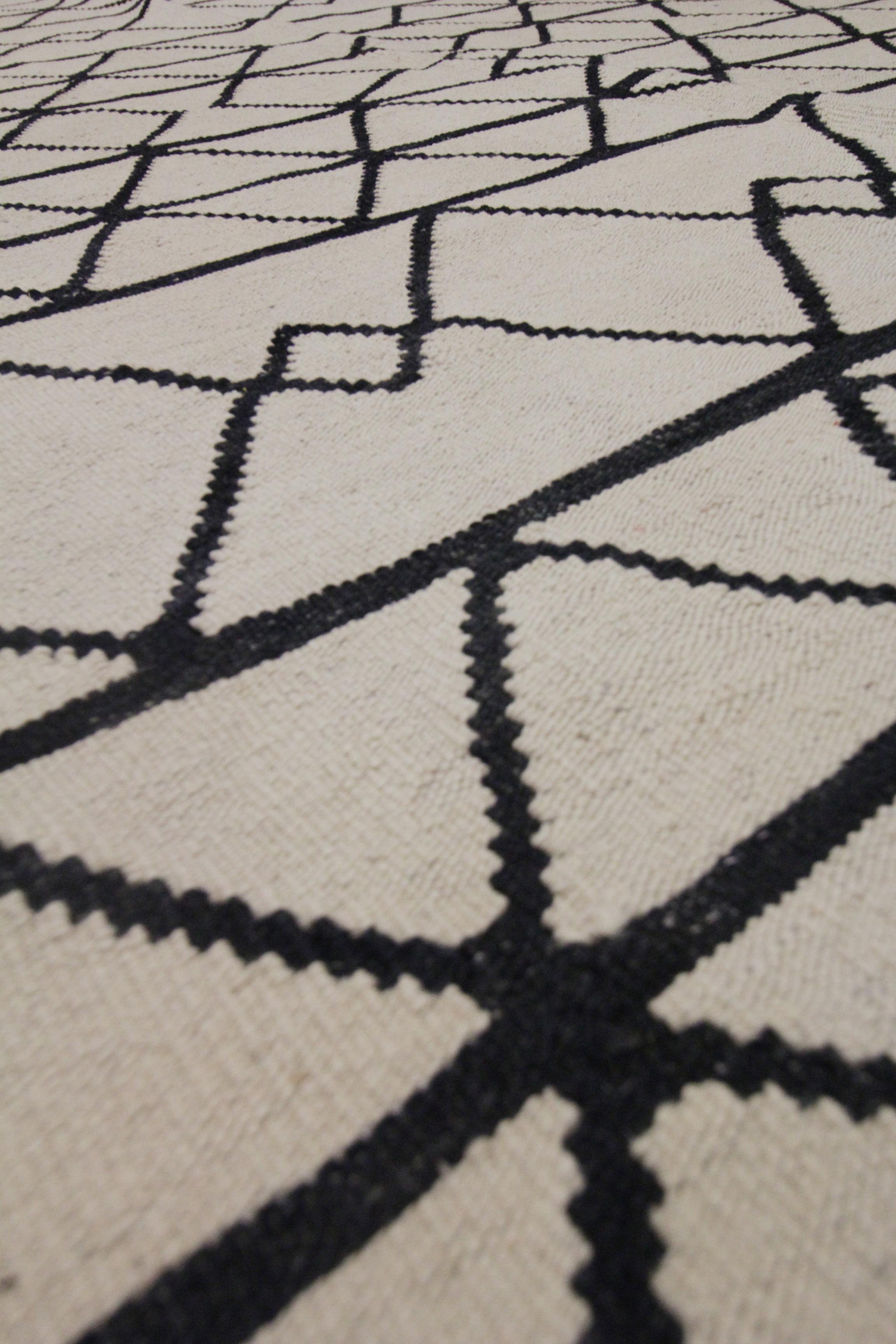 Vegetable Dyed Kilim Rugs Scandinavian Abstract Geometric Kilim Wool Modern Rugs Black/ White