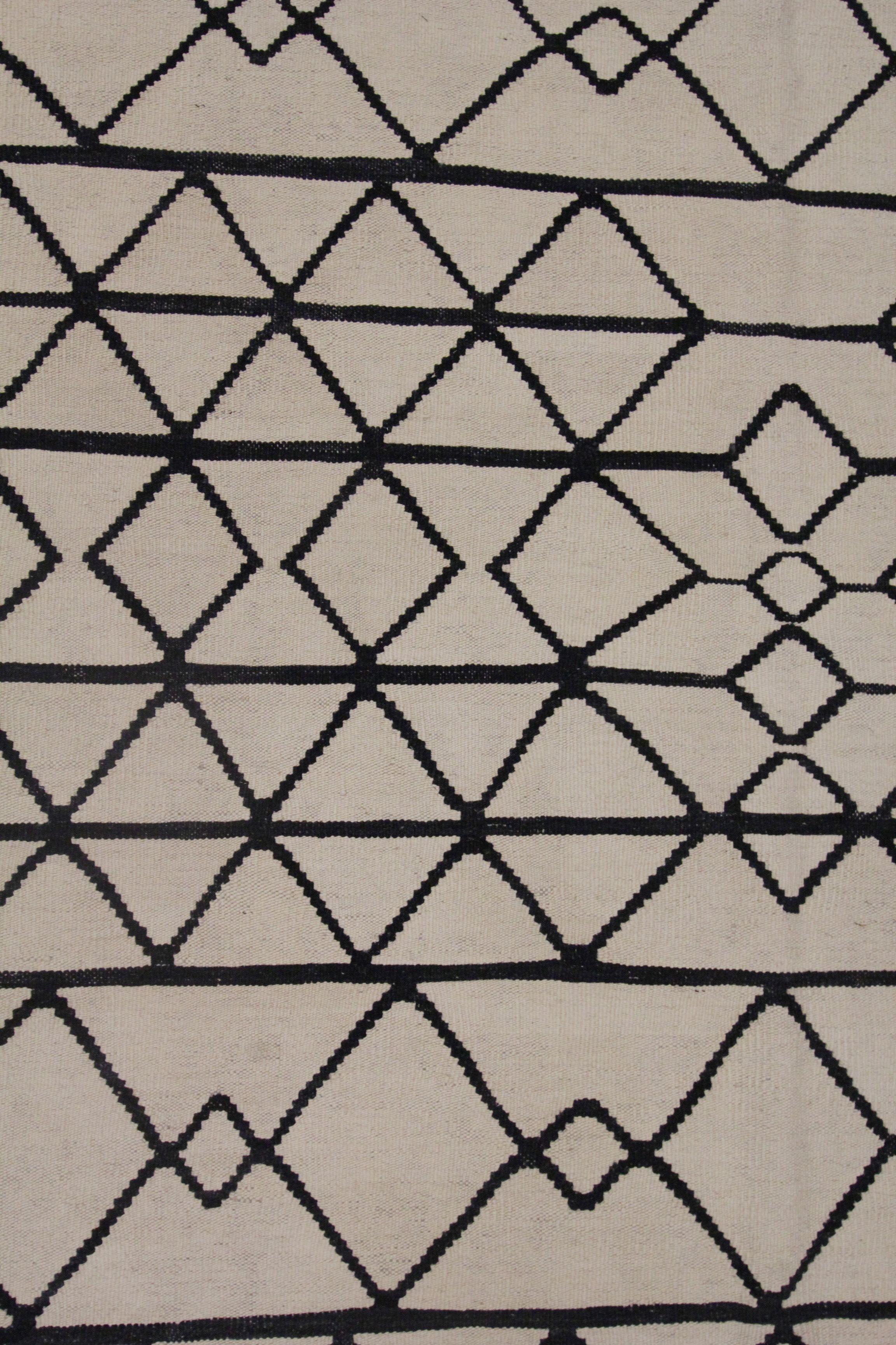Contemporary Kilim Rugs Scandinavian Abstract Geometric Kilim Wool Modern Rugs Black/ White