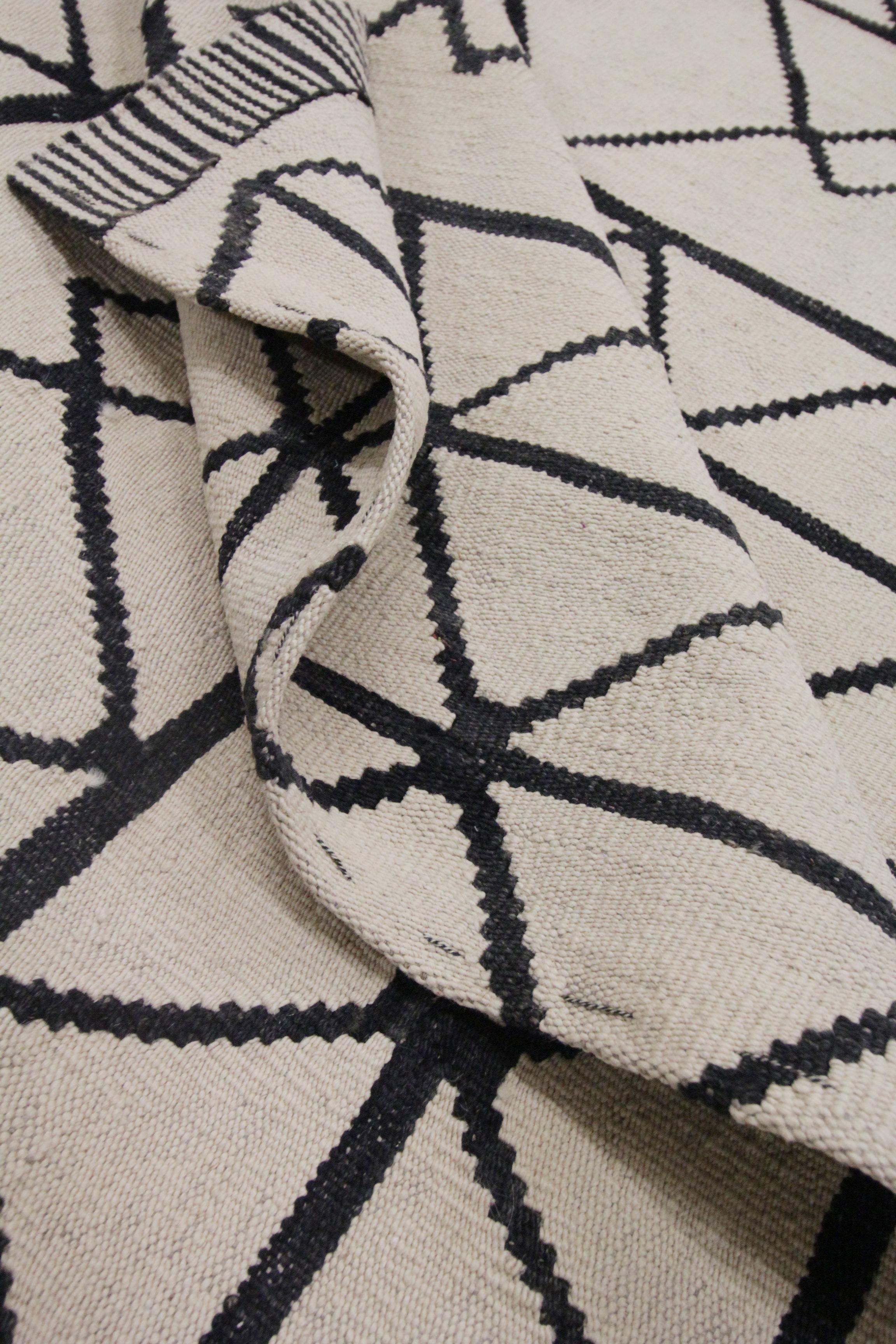 Kilim Rugs Scandinavian Abstract Geometric Kilim Wool Modern Rugs Black/ White 2