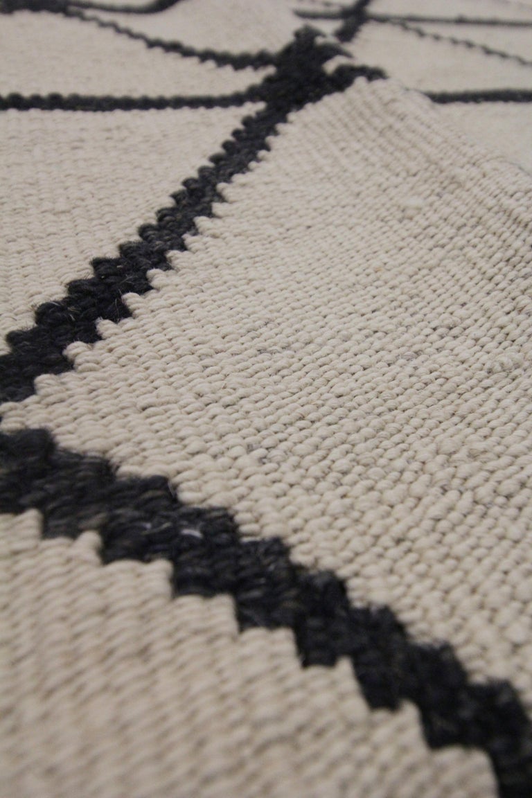 Kilim Rugs Scandinavian Style Geometric Kilim Wool Modern Rugs Black For Sale 2