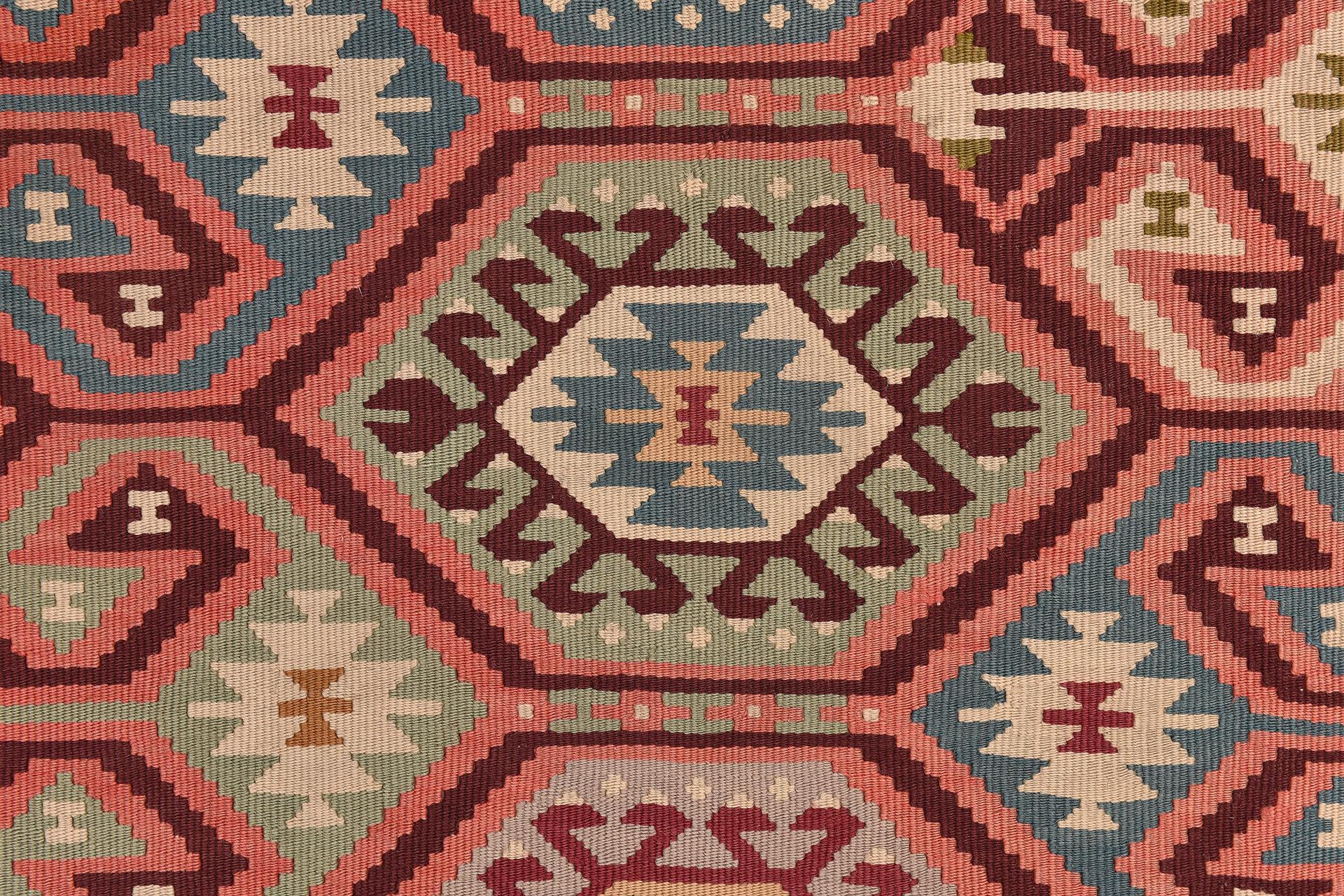 Kilim Sharkoy Vintage en vente 1