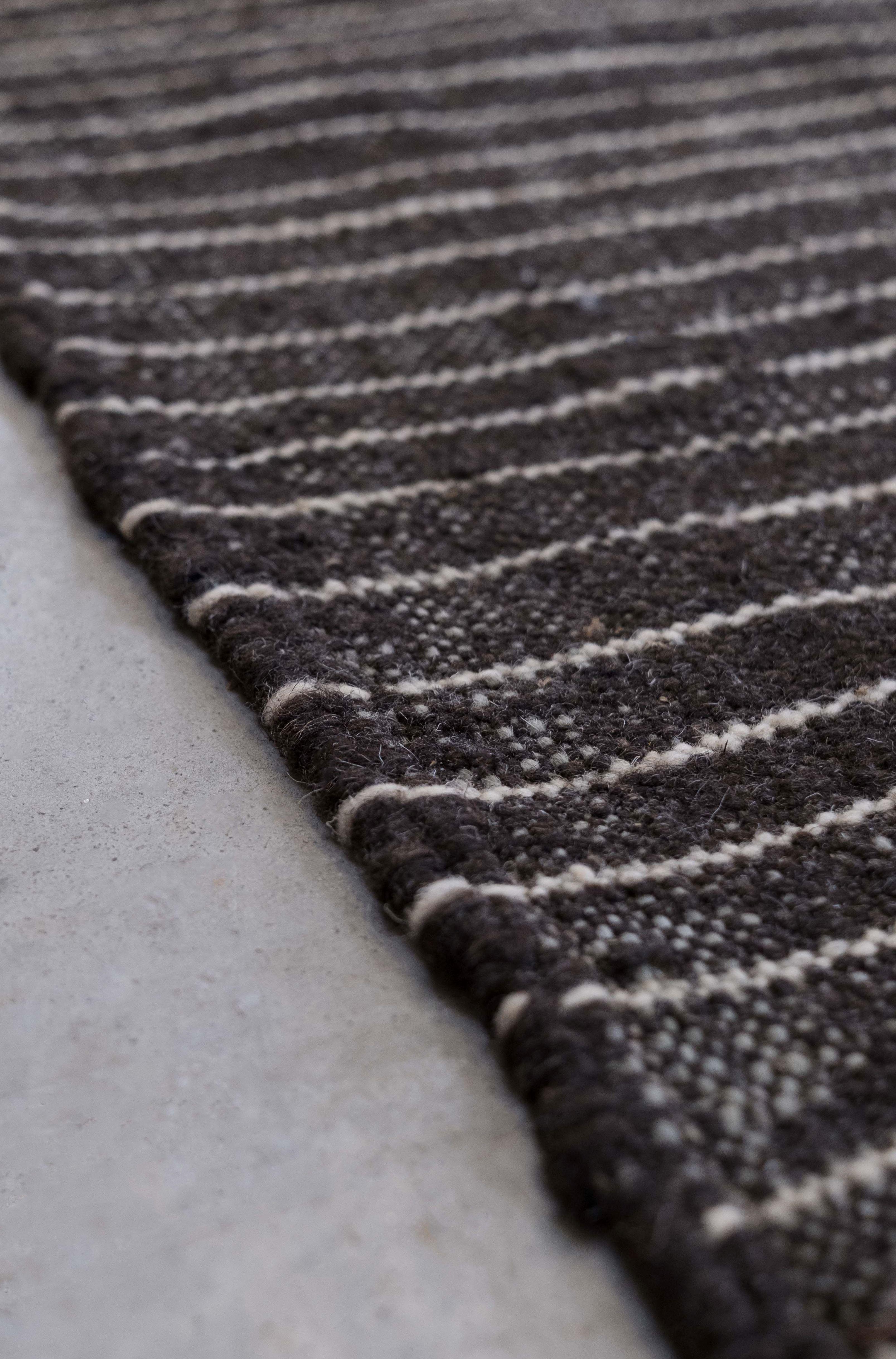 KILIM Berber Rug, Floor Covering , in Wool, in Stock For Sale 2