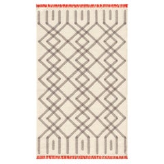 Kilim Technique Duna Small Rug in Grey by Odosdesign