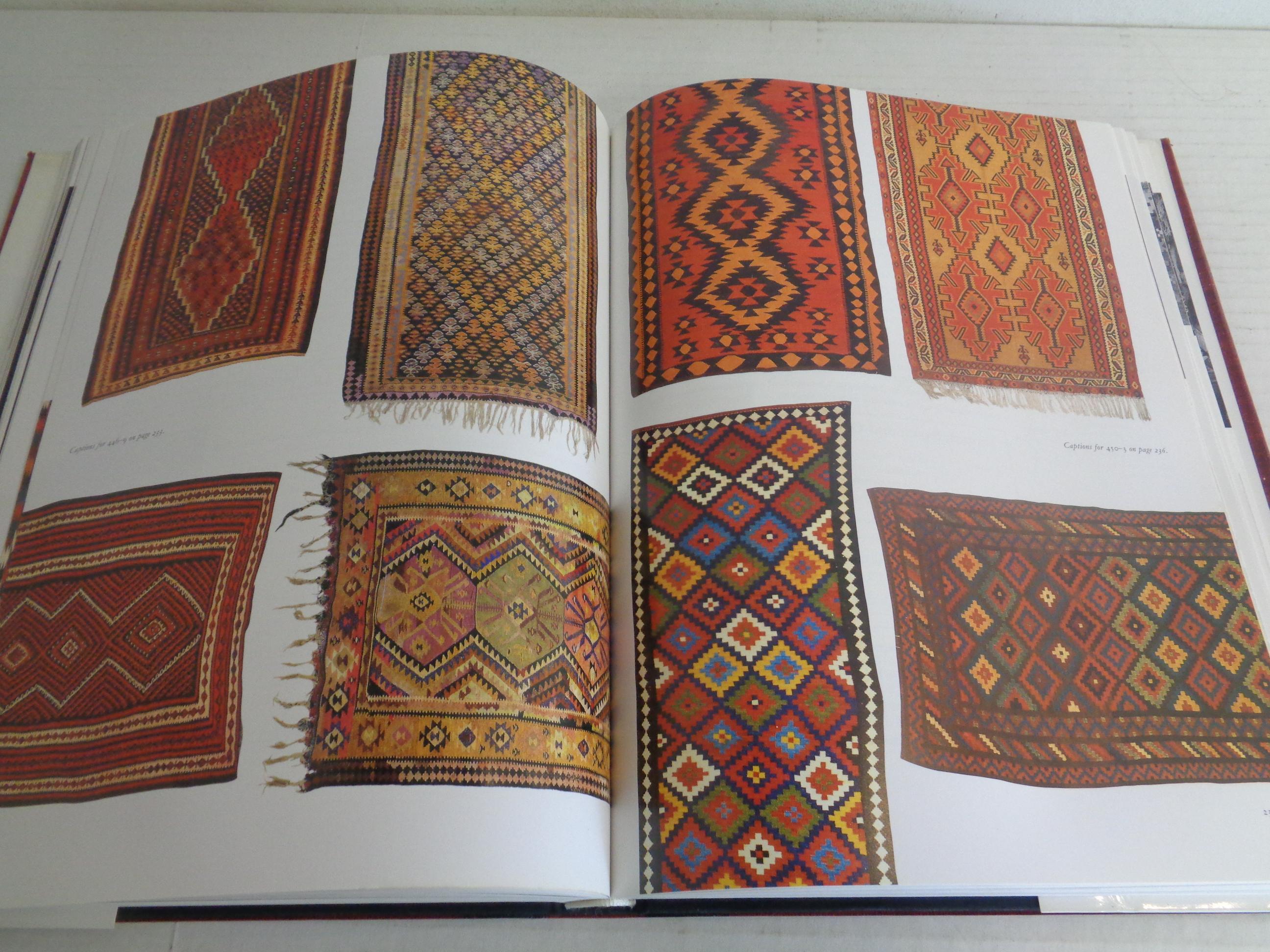 KILIM: The Complete Guide - 1993 Chronicle Books - 1st Edition For Sale 9