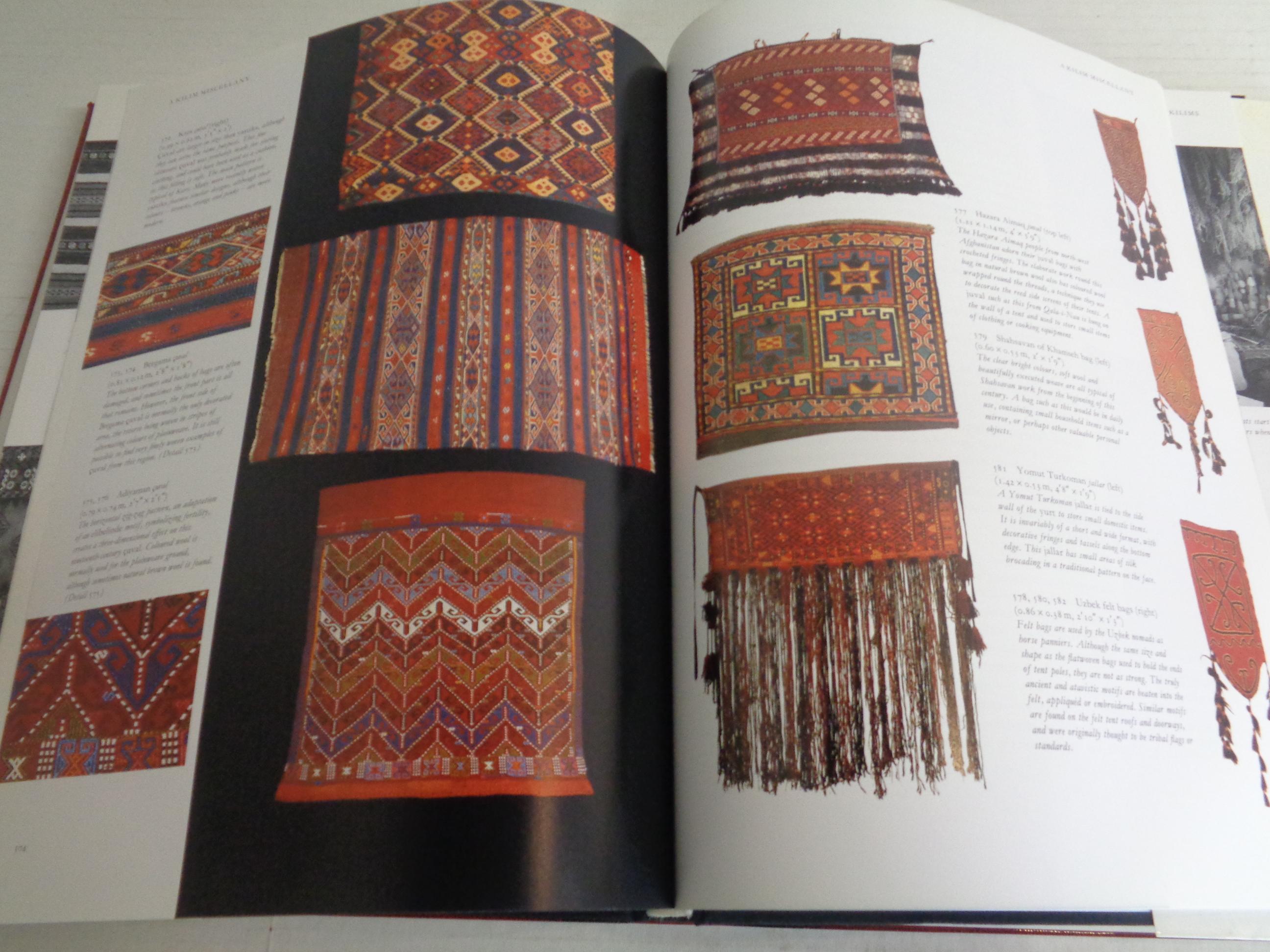 KILIM: The Complete Guide - 1993 Chronicle Books - 1st Edition For Sale 11