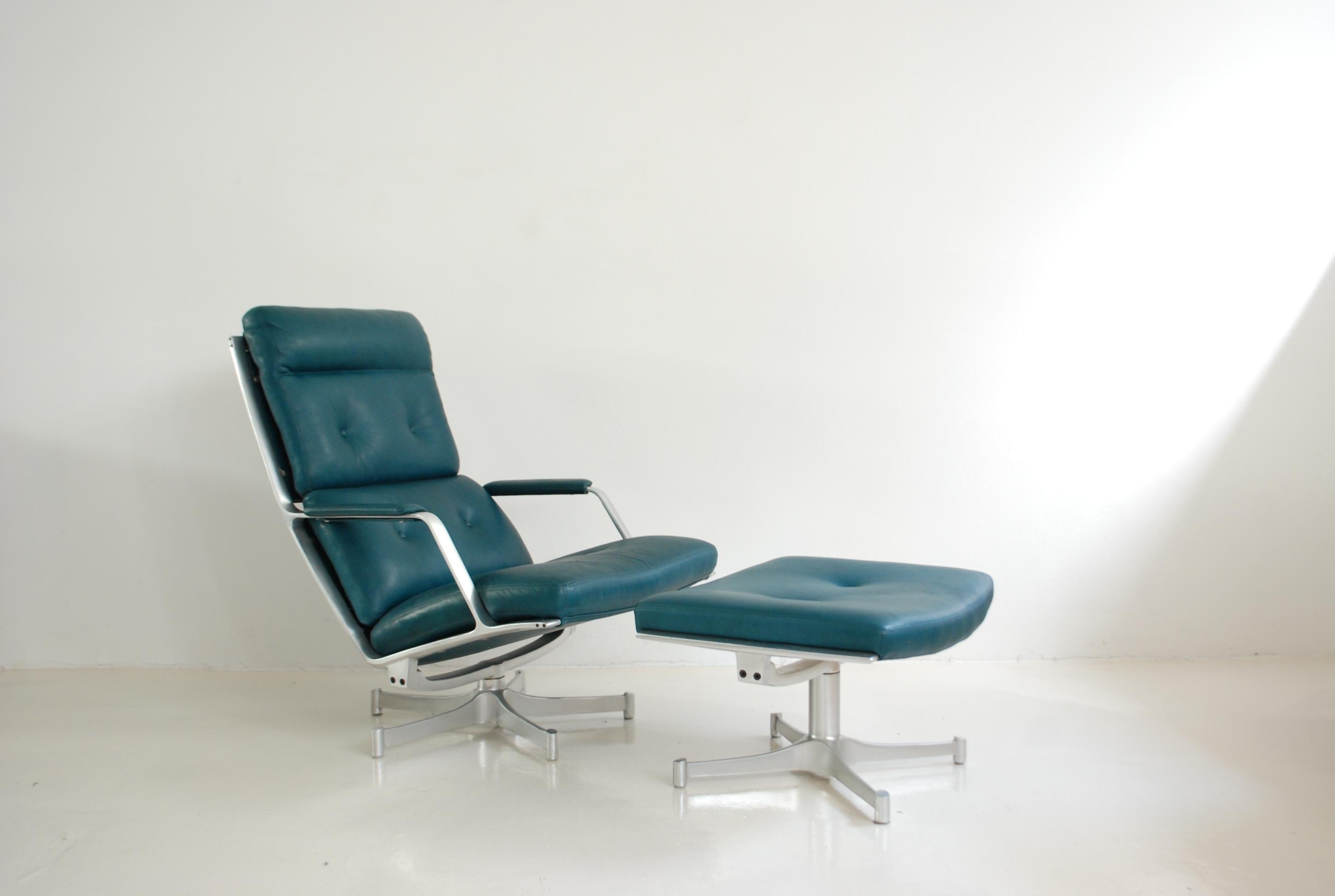 Kill International FK 85 Lounge Chair and Ottoman Petrol by Kastholm & Fabricius For Sale 9