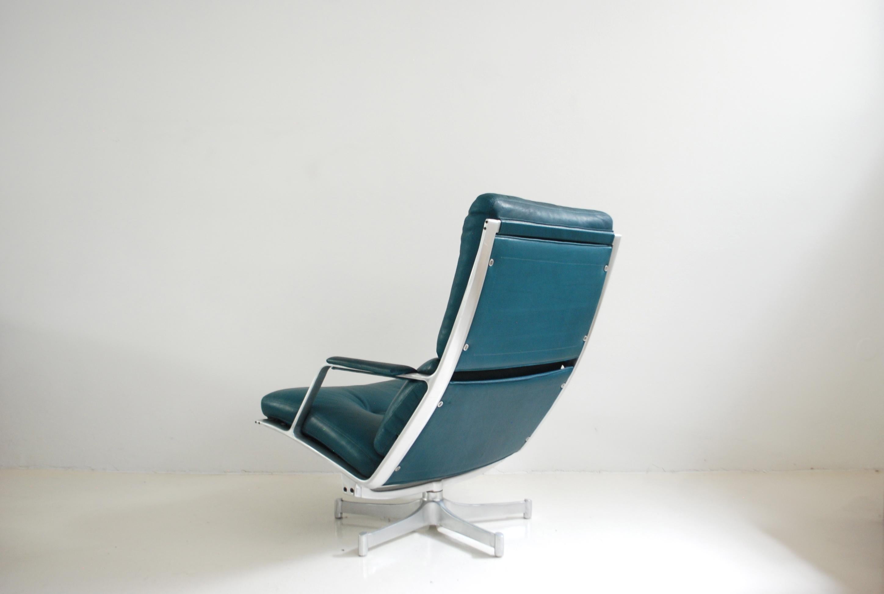 Kill International FK 85 Lounge Chair and Ottoman Petrol by Kastholm & Fabricius For Sale 10