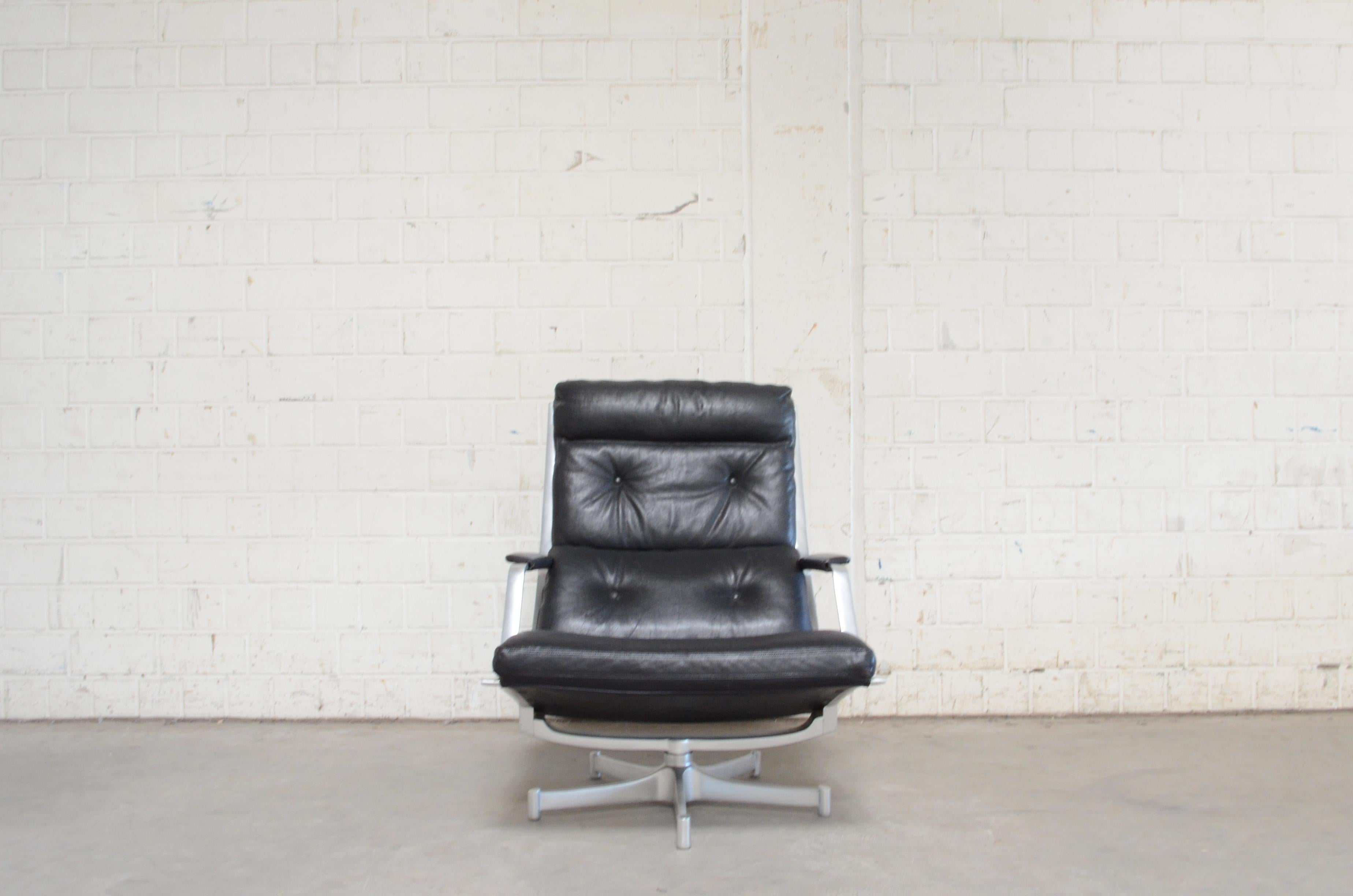 German Kill International FK 85 Lounge Chair Cognac Leather Design Kastholm / Fabricius For Sale