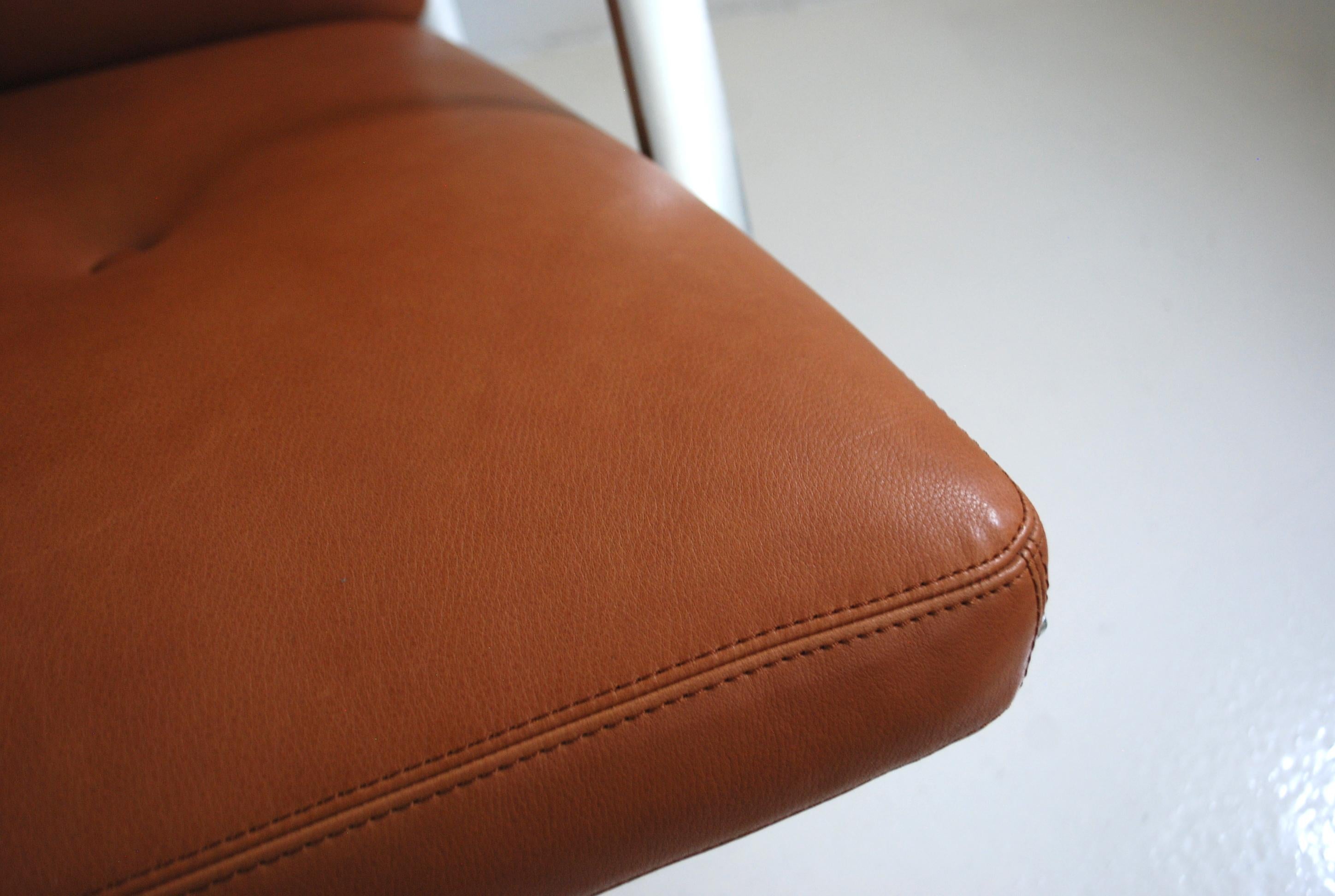 Kill International FK 85 Lounge Chair Cognac Natural by Kastholm & Fabricius In Excellent Condition For Sale In Munich, Bavaria