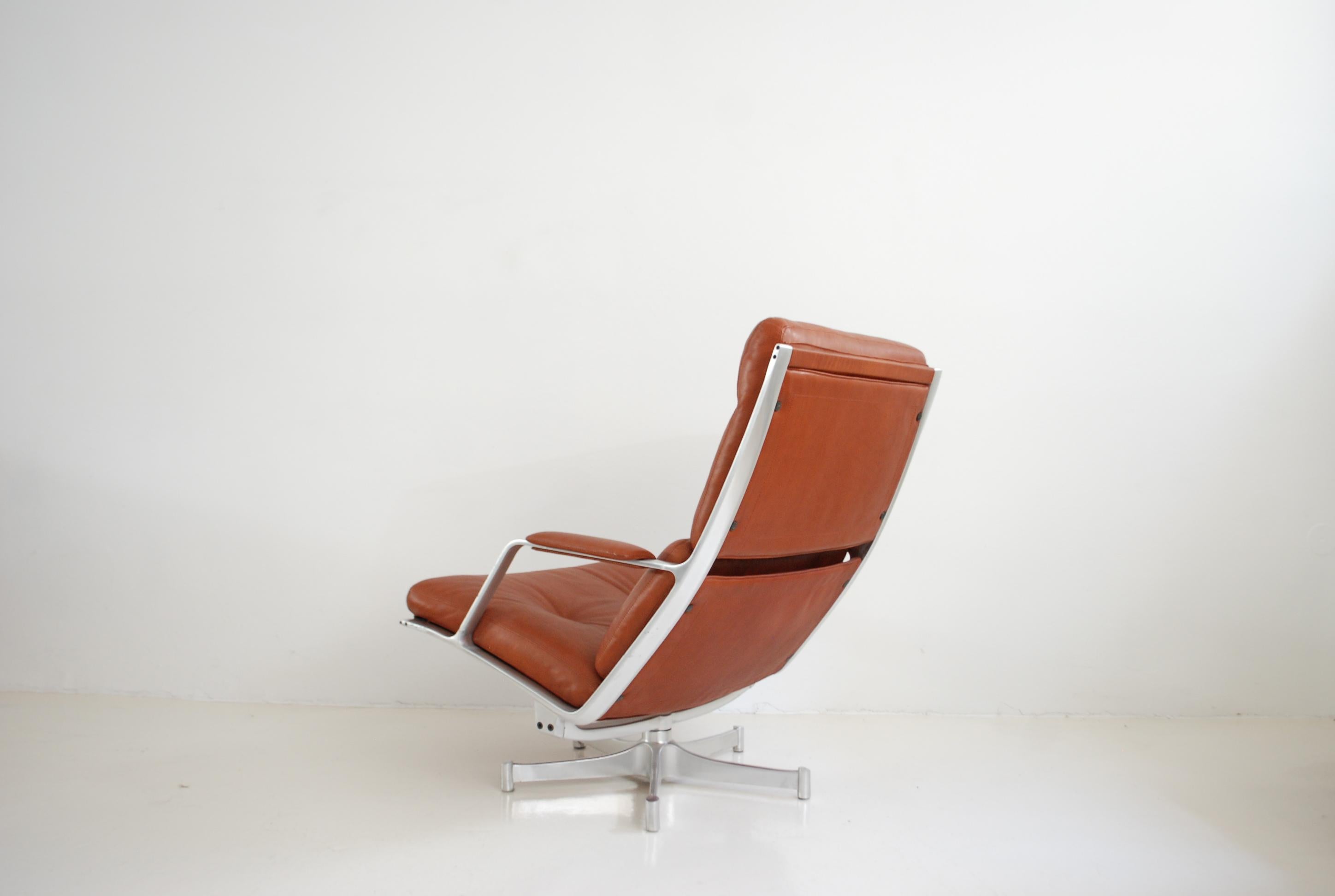 Kill International FK 85 Lounge Chair Red Cognac by Kastholm & Fabricius For Sale 7