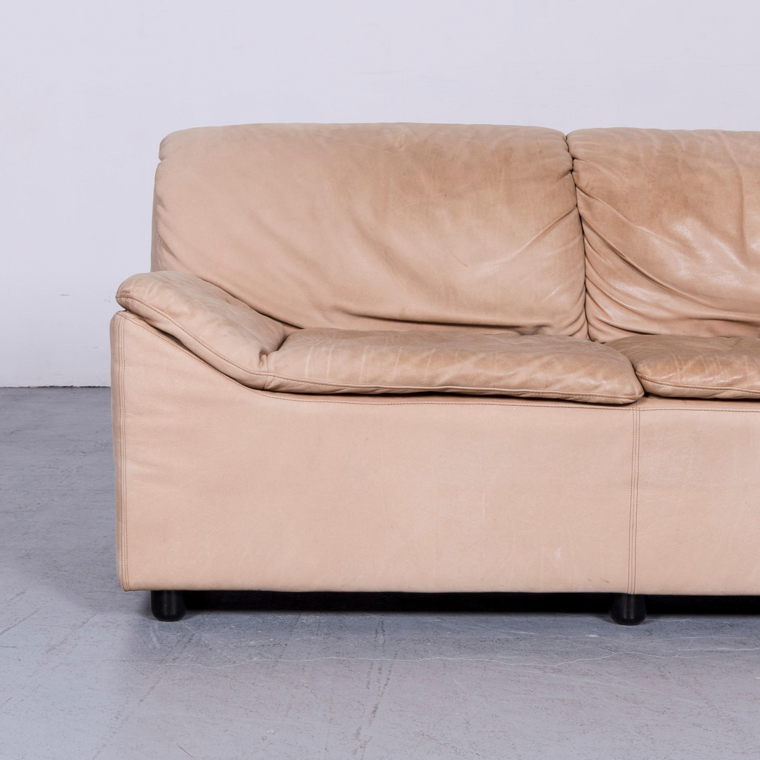 German Kill International Golf Designer Sofa Leather Beige Three-Seat Couch from 1984 For Sale