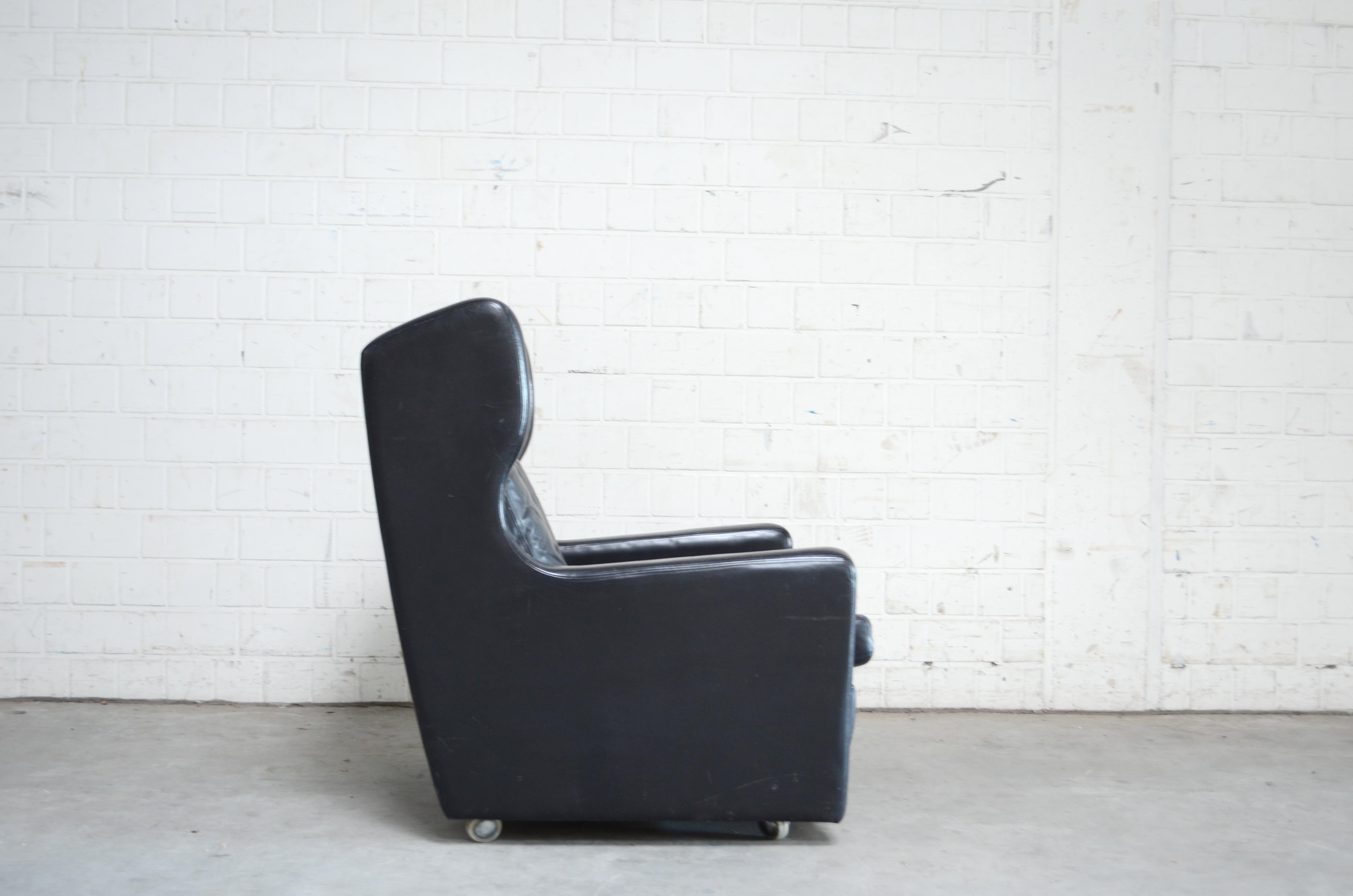 Kill International Highback Lounge Leather Chair black 4