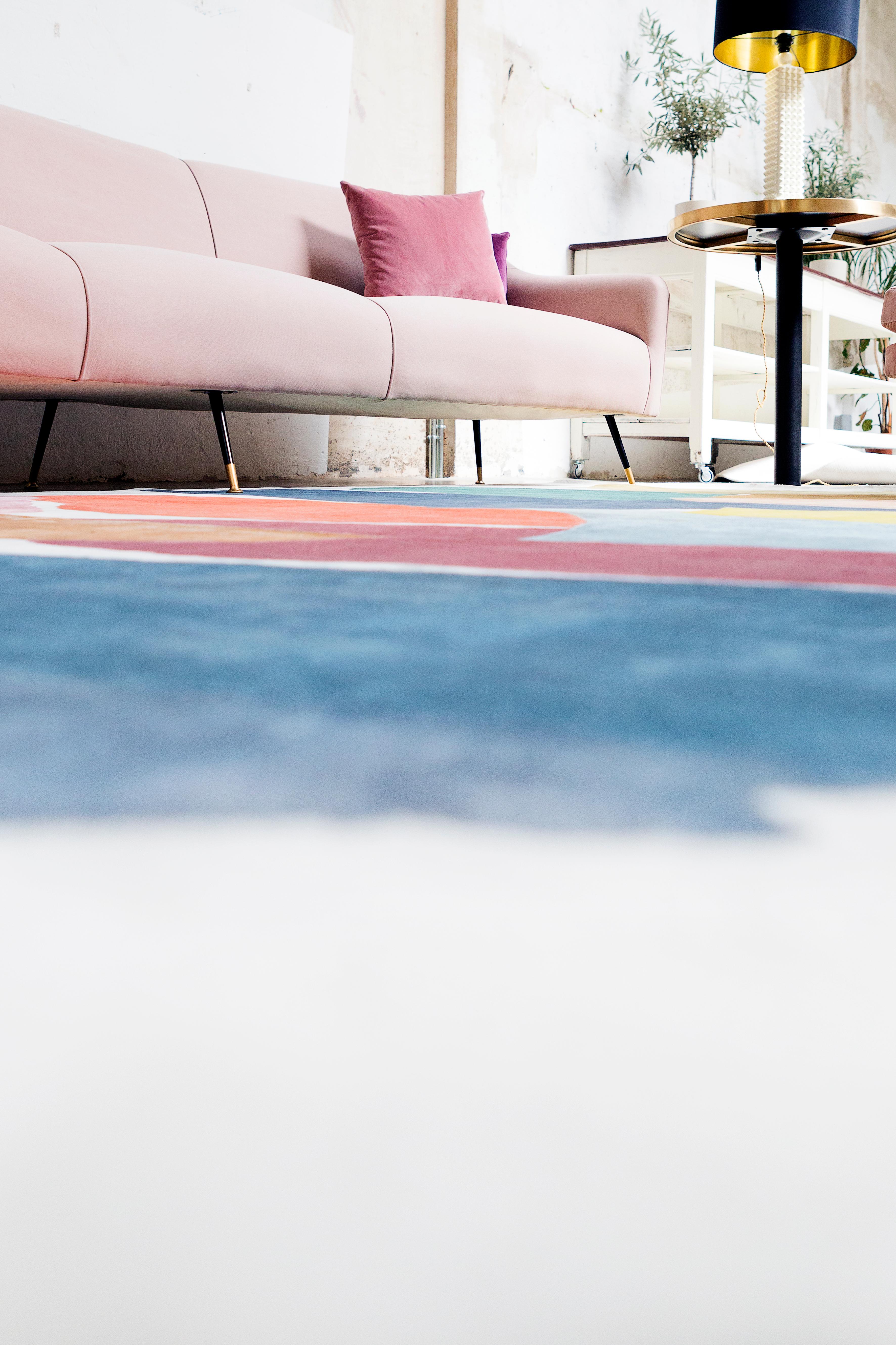 Moderner handgefalteter Viskose-Teppich in verschiedenen Farben in Blau, Braun, Rosa, Orange und Weiß im Zustand „Neu“ im Angebot in Madrid, ES