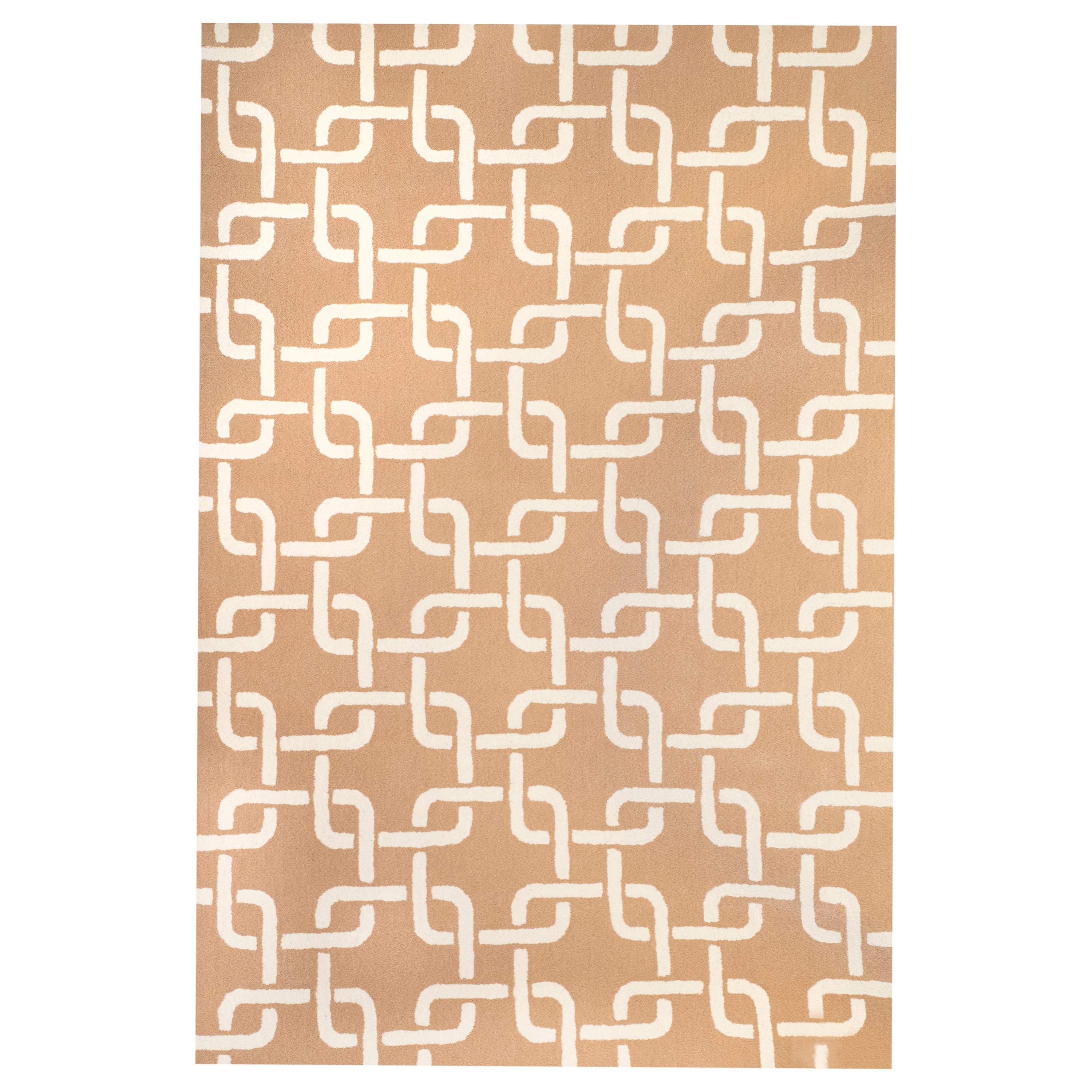 Modern Hand Tufted Wool Rug Made in Spain Beige & White Chain For Sale