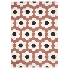 Alfombra moderna de lana tejida a mano Made in Spain Rosa Marrón y Blanco Flor Mecánica