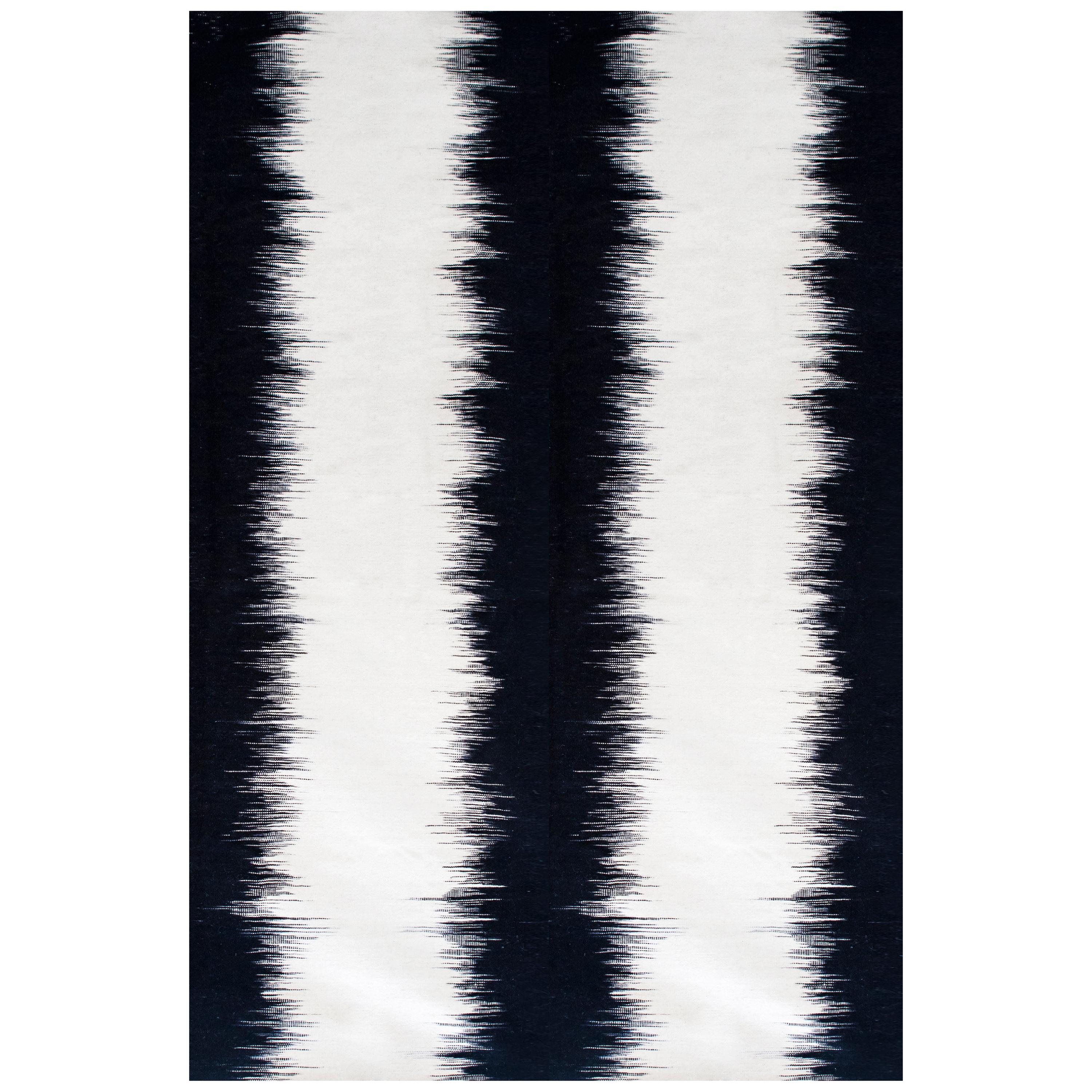 Modern Handwoven Flat-Weave Wool Kilim Rug Black and White Blurred For Sale