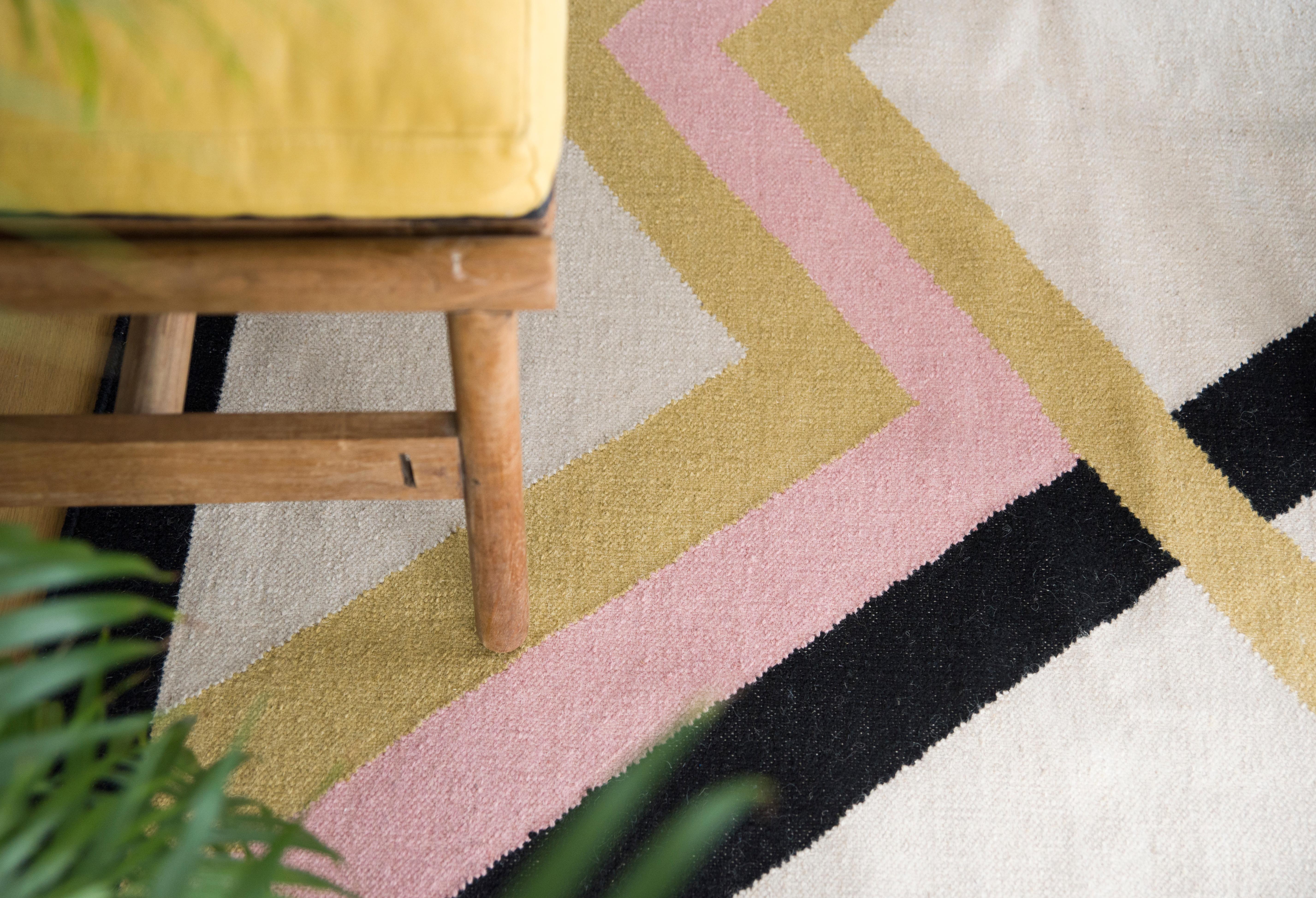 Hand-Woven Modern Handwoven Flat-Weave Wool Kilim Rug Pink Black Gold White Geometric For Sale