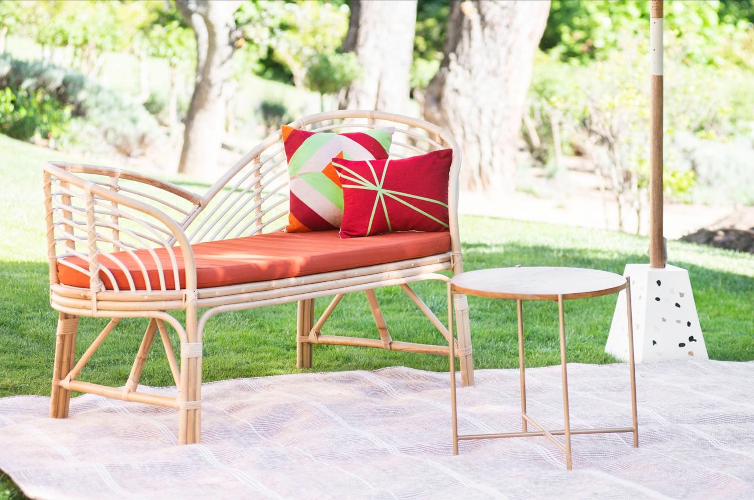 Modern Handwoven Polypropylene Outdoor Rug Carpet Bambu Beige For Sale 5