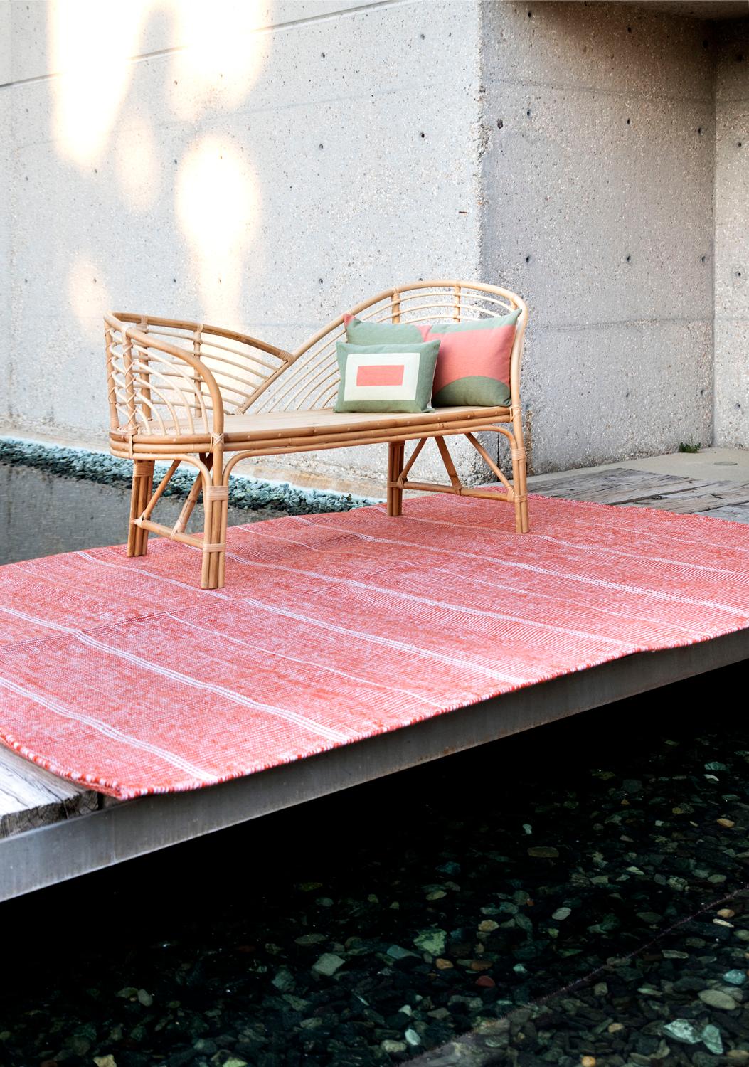 Modern Handwoven Polypropylene Outdoor Rug Carpet Bambu Orange For Sale 9