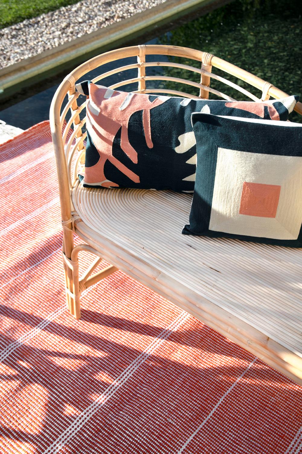 Modern Handwoven Polypropylene Outdoor Rug Carpet Bambu Orange For Sale 1